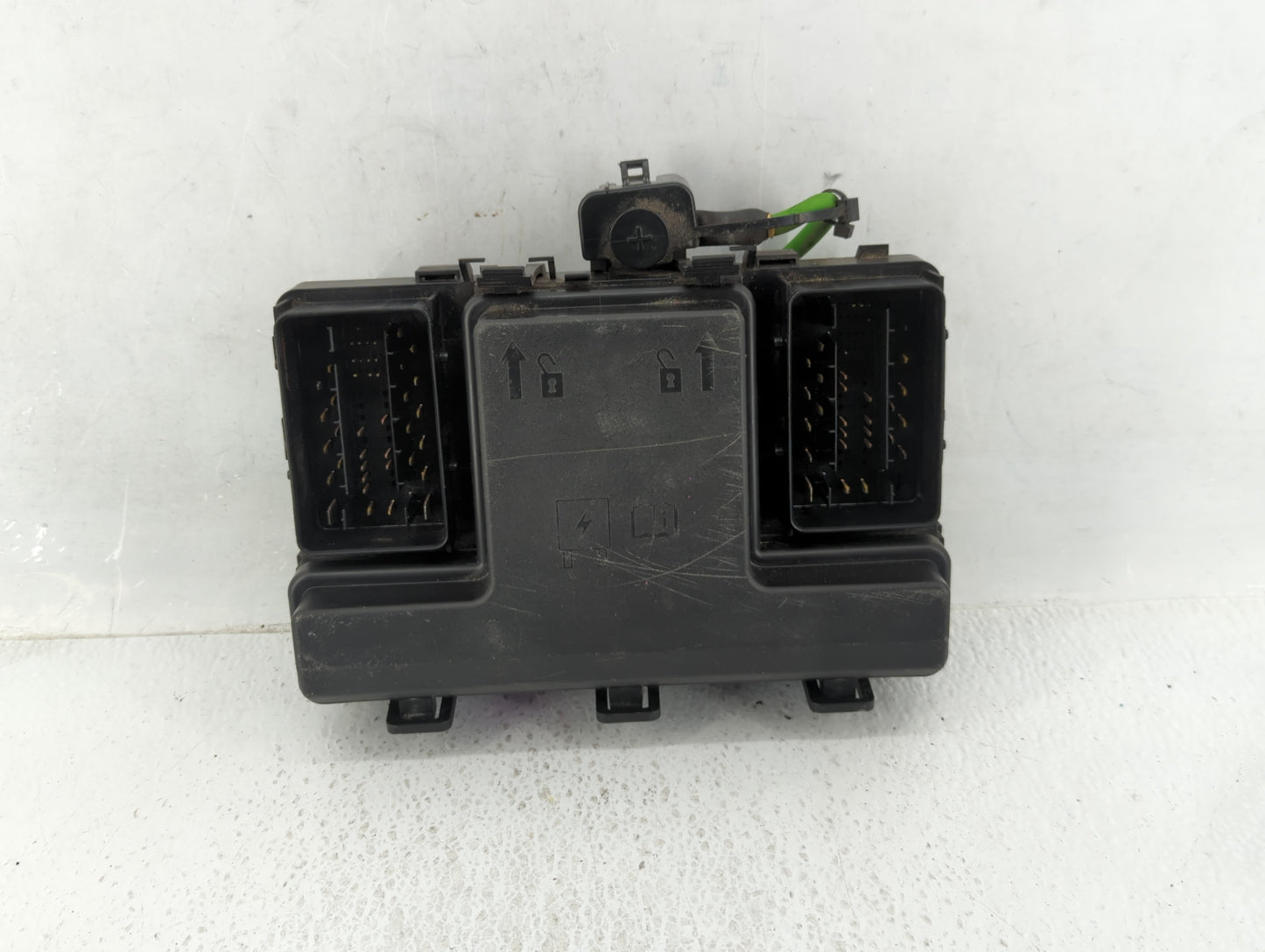 2016-2018 Hyundai Tucson Fusebox Fuse Box Panel Relay Module P/N:N91431-D3200 Fits Fits 2016 2017 2018 OEM Used Auto Parts -
