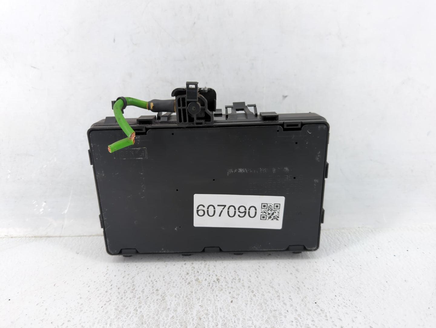 2016-2018 Hyundai Tucson Fusebox Fuse Box Panel Relay Module P/N:N91431-D3200 Fits Fits 2016 2017 2018 OEM Used Auto Parts -