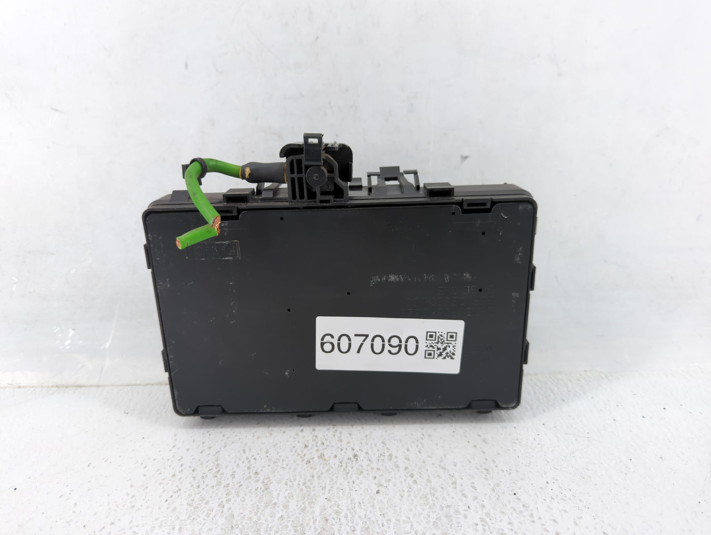 2016-2018 Hyundai Tucson Fusebox Fuse Box Panel Relay Module P/N:N91431-D3200 Fits Fits 2016 2017 2018 OEM Used Auto Parts -