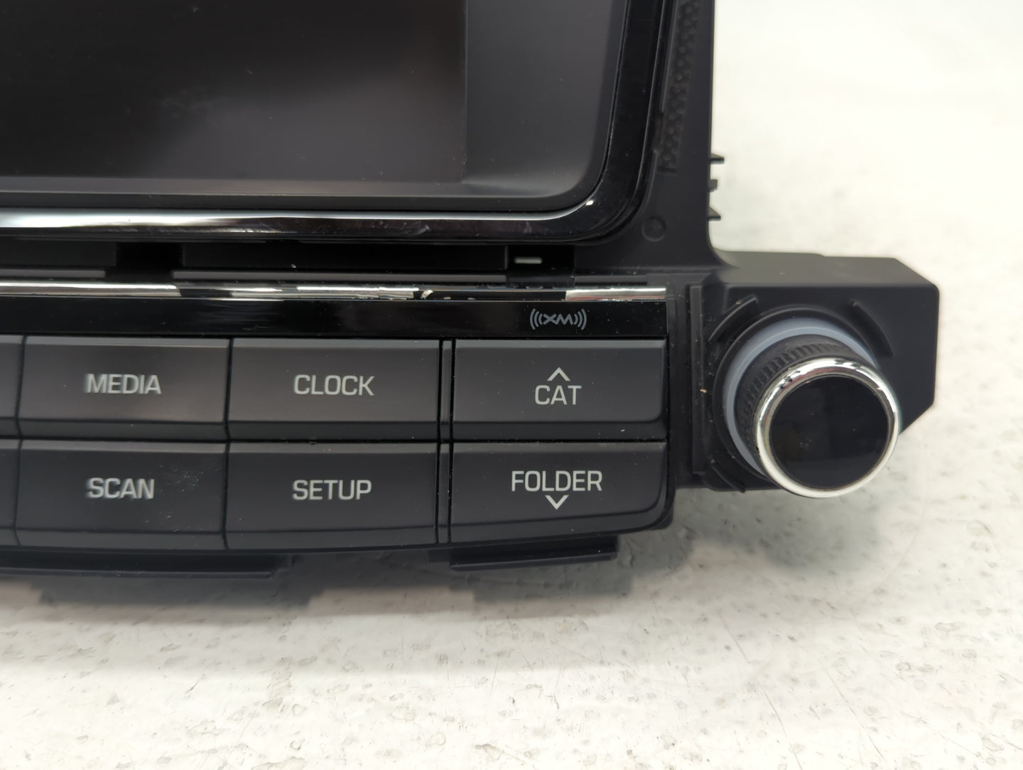 2016-2017 Hyundai Tucson Radio AM FM Cd Player Receiver Replacement P/N:96180-D31004X Fits Fits 2016 2017 OEM Used Auto Part