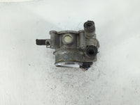 2016-2018 Hyundai Tucson Throttle Body P/N:35100-2B340 Fits Fits 2015 2016 2017 2018 2019 2020 2021 2022 OEM Used Auto Parts