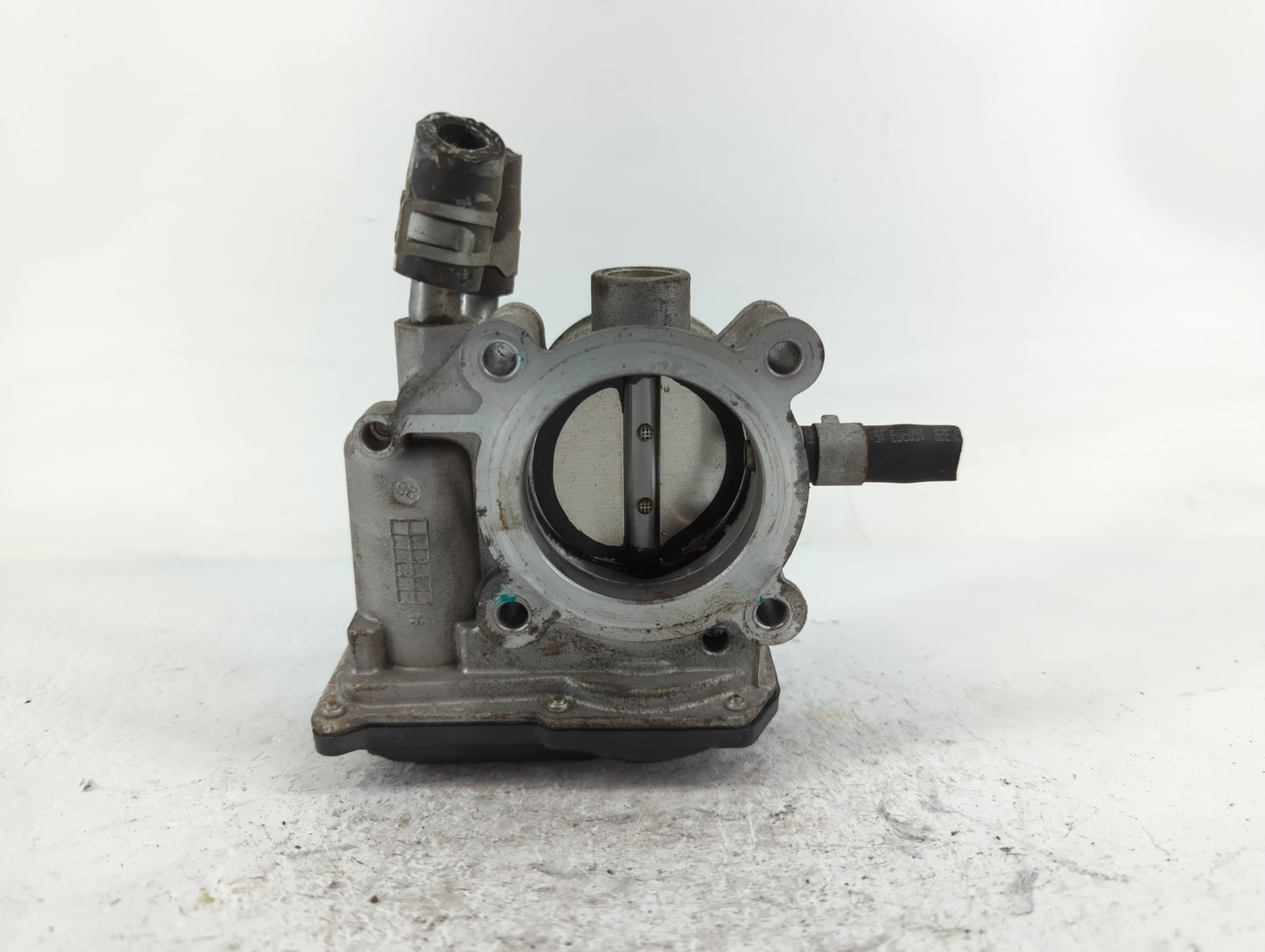 2016-2018 Hyundai Tucson Throttle Body P/N:35100-2B340 Fits Fits 2015 2016 2017 2018 2019 2020 2021 2022 OEM Used Auto Parts
