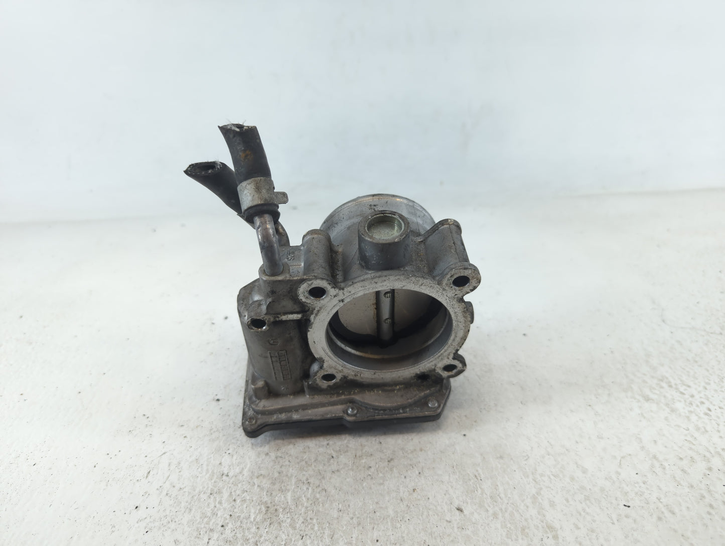 2014-2021 Hyundai Tucson Throttle Body P/N:35100-2E000 Fits Fits 2011 2012 2013 2014 2015 2016 2017 2018 2019 2020 2021 OEM 