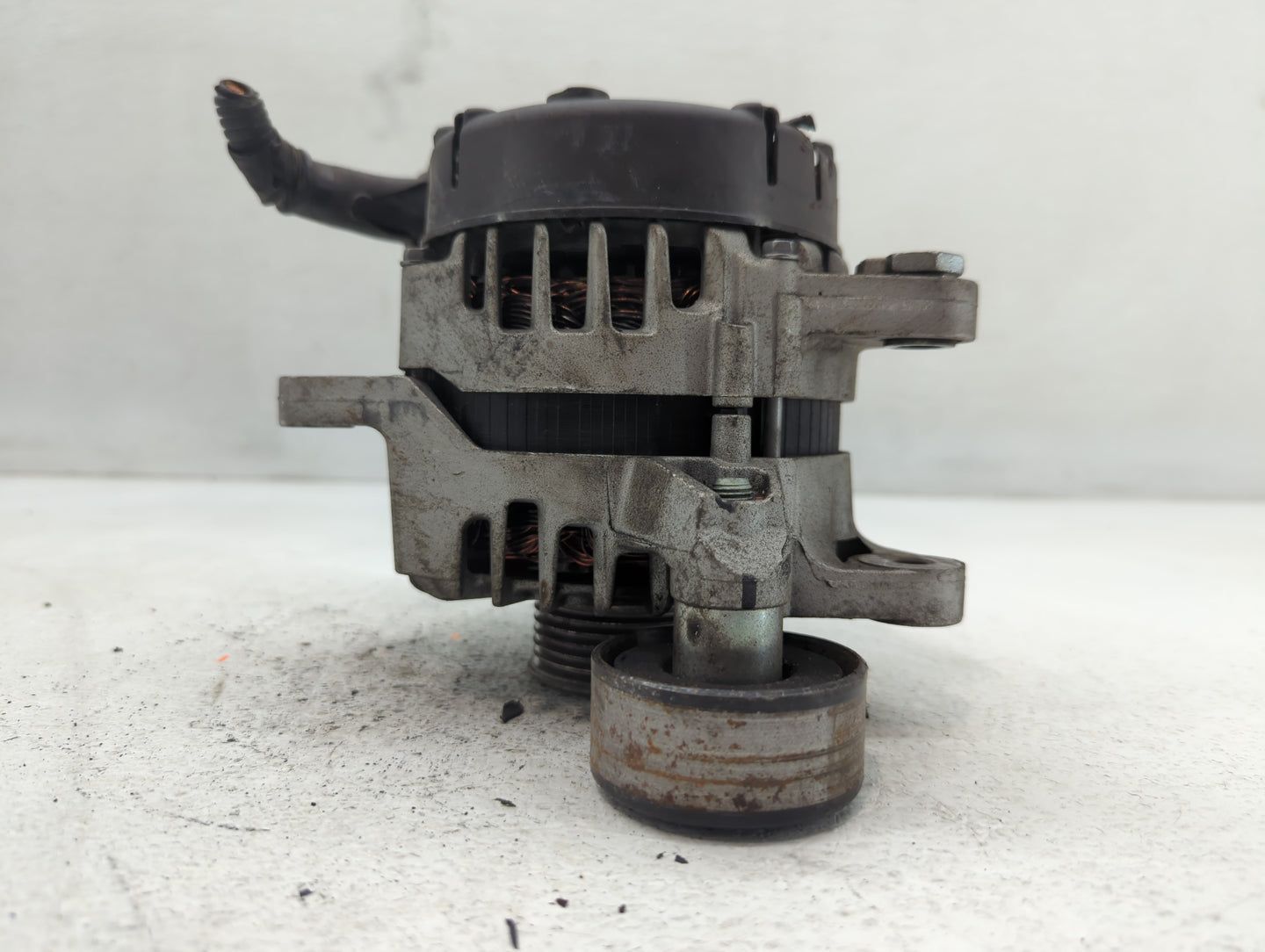 2016-2021 Hyundai Tucson Alternator Replacement Generator Charging Assembly Engine OEM P/N:2624670 37300-2E820 Fits OEM Used