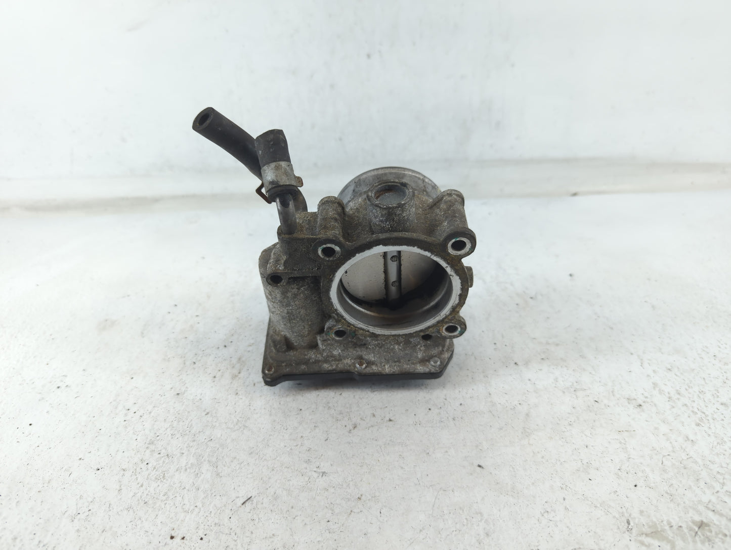 2014-2021 Hyundai Tucson Throttle Body P/N:35100-2E000 Fits Fits 2011 2012 2013 2014 2015 2016 2017 2018 2019 2020 2021 OEM 