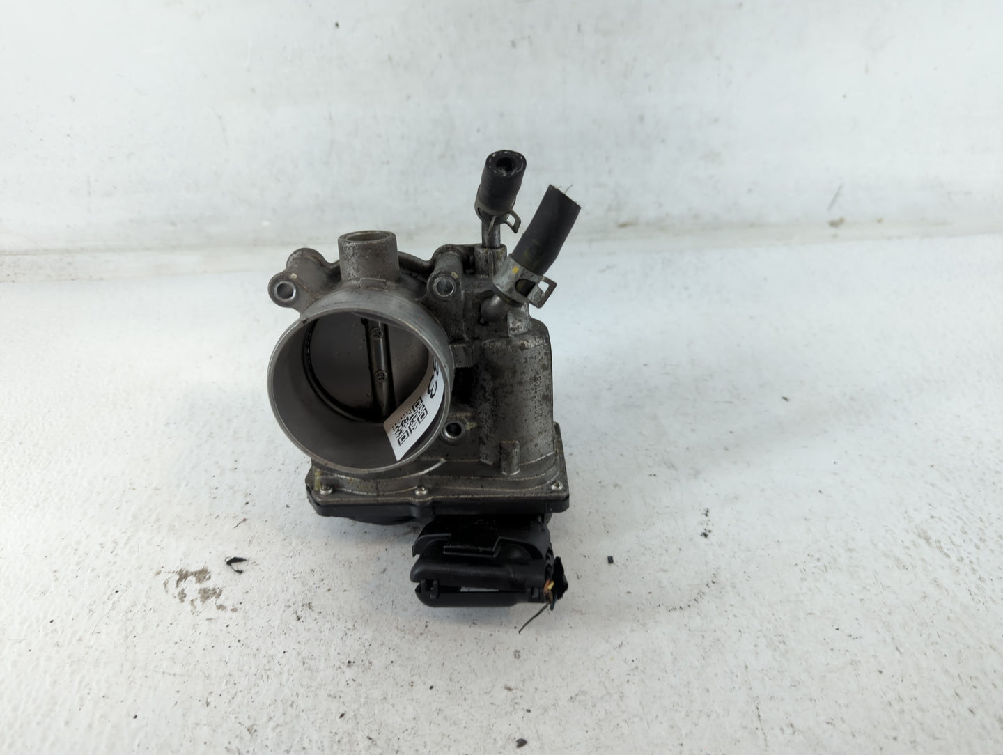 2014-2021 Hyundai Tucson Throttle Body P/N:35100-2E000 Fits Fits 2011 2012 2013 2014 2015 2016 2017 2018 2019 2020 2021 OEM 