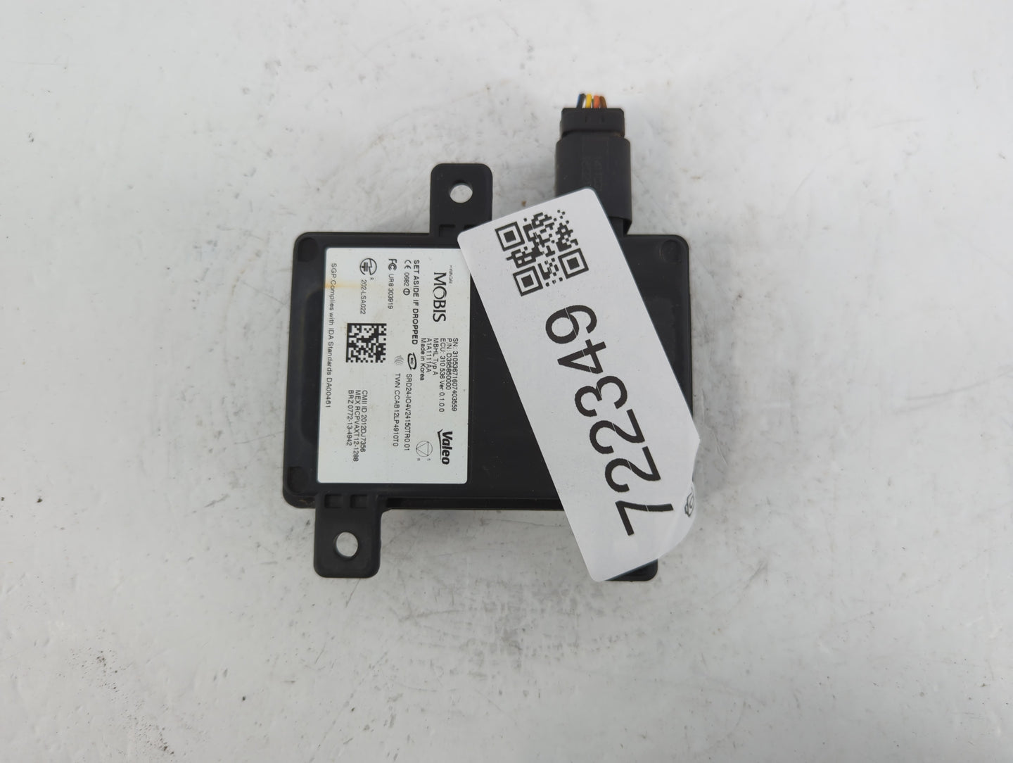 2016-2018 Hyundai Tucson Chassis Control Module Ccm Bcm Body Control 722349 - Oemusedautoparts1.com