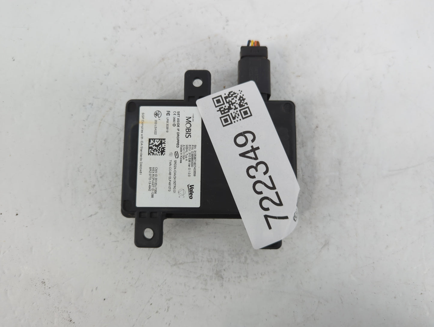 2016-2018 Hyundai Tucson Chassis Control Module Ccm Bcm Body Control 722349 - Oemusedautoparts1.com