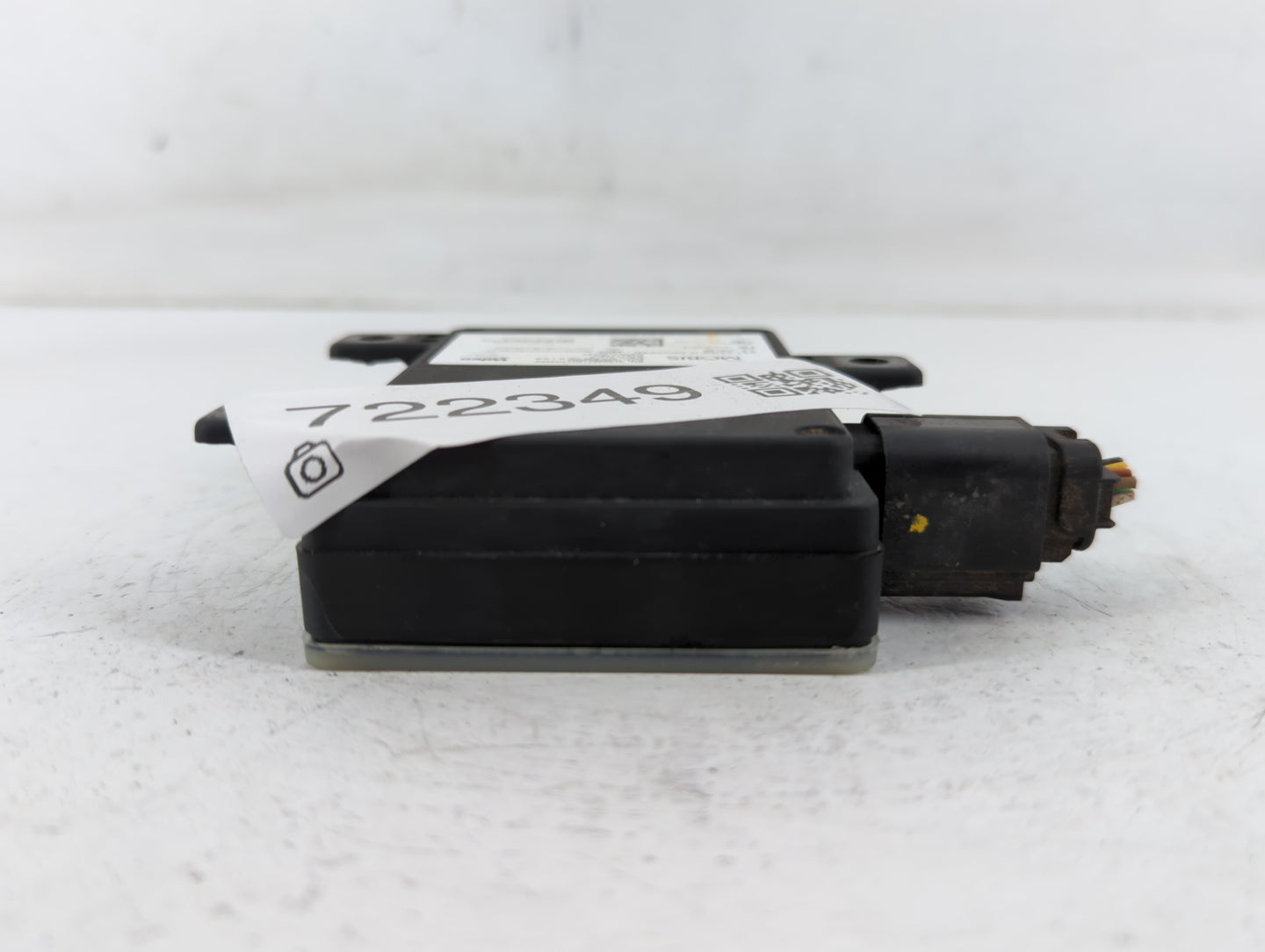 2016-2018 Hyundai Tucson Chassis Control Module Ccm Bcm Body Control 722349 - Oemusedautoparts1.com