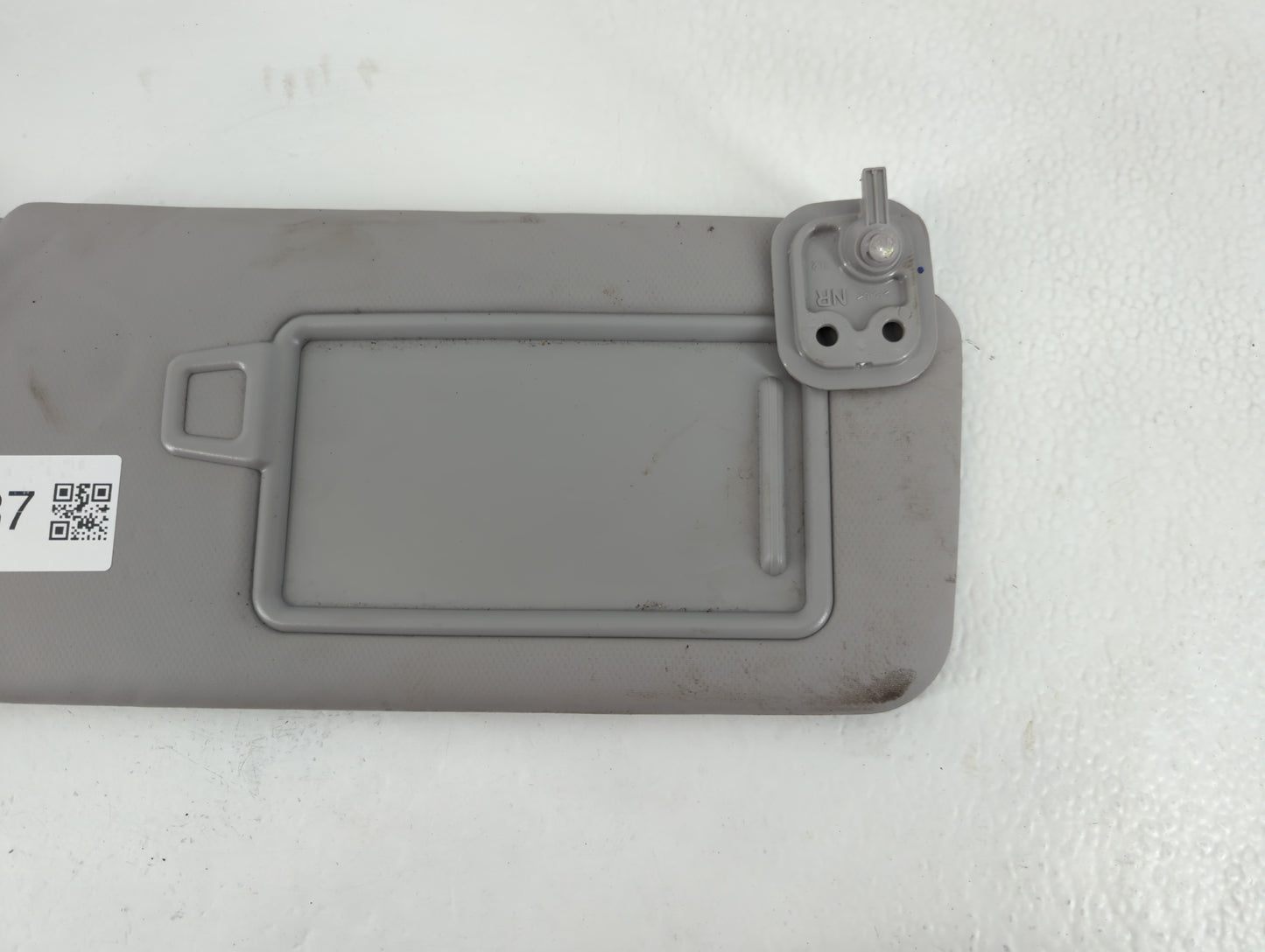 2016-2021 Hyundai Tucson Sun Visor Shade Replacement Passenger Right Mirror Fits Fits 2016 2017 2018 2019 2020 2021 OEM Used
