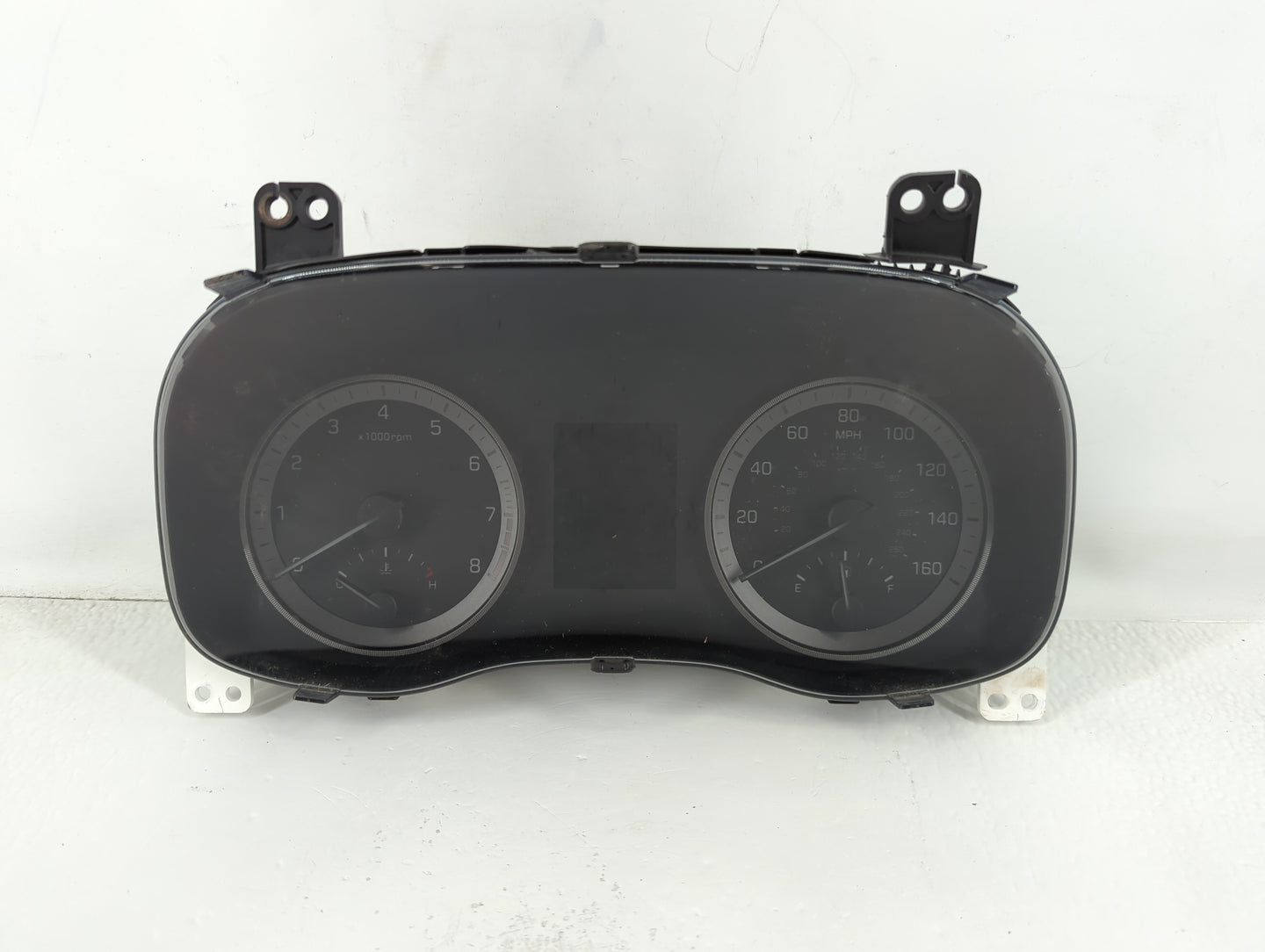 2016-2017 Hyundai Tucson Instrument Cluster Speedometer Gauges P/N:94001-D3181 Fits Fits 2016 2017 OEM Used Auto Parts - Oem