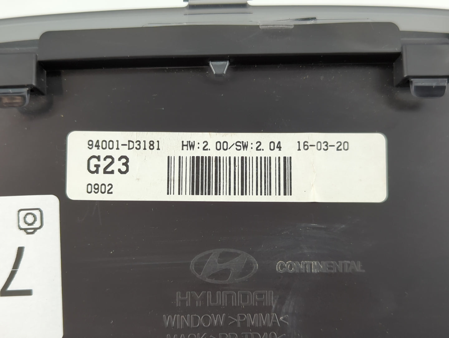 2016-2017 Hyundai Tucson Instrument Cluster Speedometer Gauges P/N:94001-D3181 Fits Fits 2016 2017 OEM Used Auto Parts - Oem