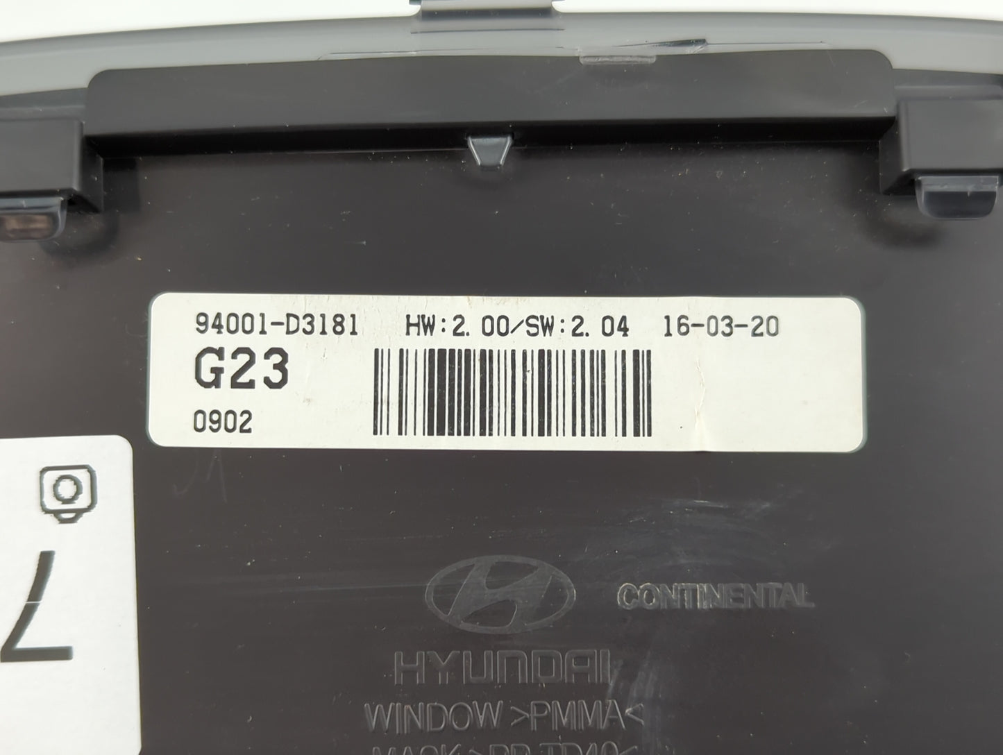 2016-2017 Hyundai Tucson Instrument Cluster Speedometer Gauges P/N:94001-D3181 Fits Fits 2016 2017 OEM Used Auto Parts - Oem