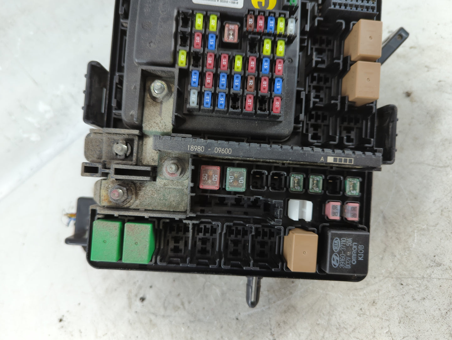 2016-2018 Hyundai Tucson Fusebox Fuse Box Panel Relay Module P/N:N91422-D3080-12 A5A16010, 91422 D3080 Fits Fits 2016 2017 2