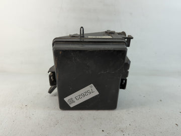 2016-2018 Hyundai Tucson Fusebox Fuse Box Panel Relay Module P/N:N91431-D3171 Fits Fits 2016 2017 2018 OEM Used Auto Parts -