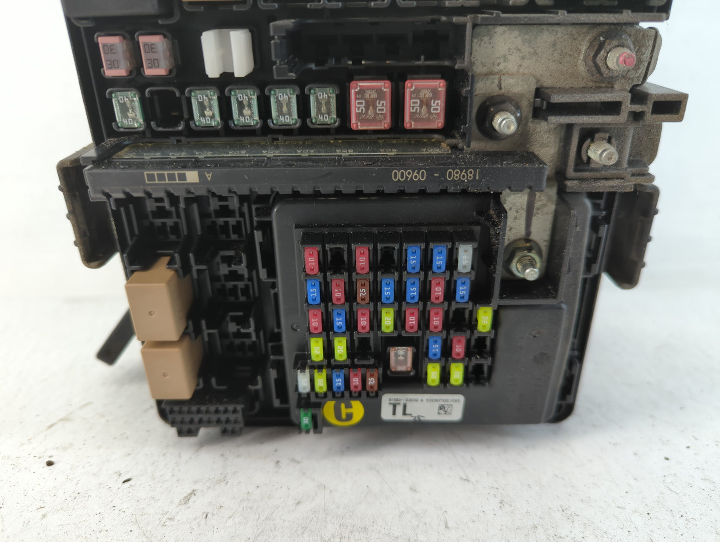 2016-2018 Hyundai Tucson Fusebox Fuse Box Panel Relay Module P/N:N91431-D3171 Fits Fits 2016 2017 2018 OEM Used Auto Parts -