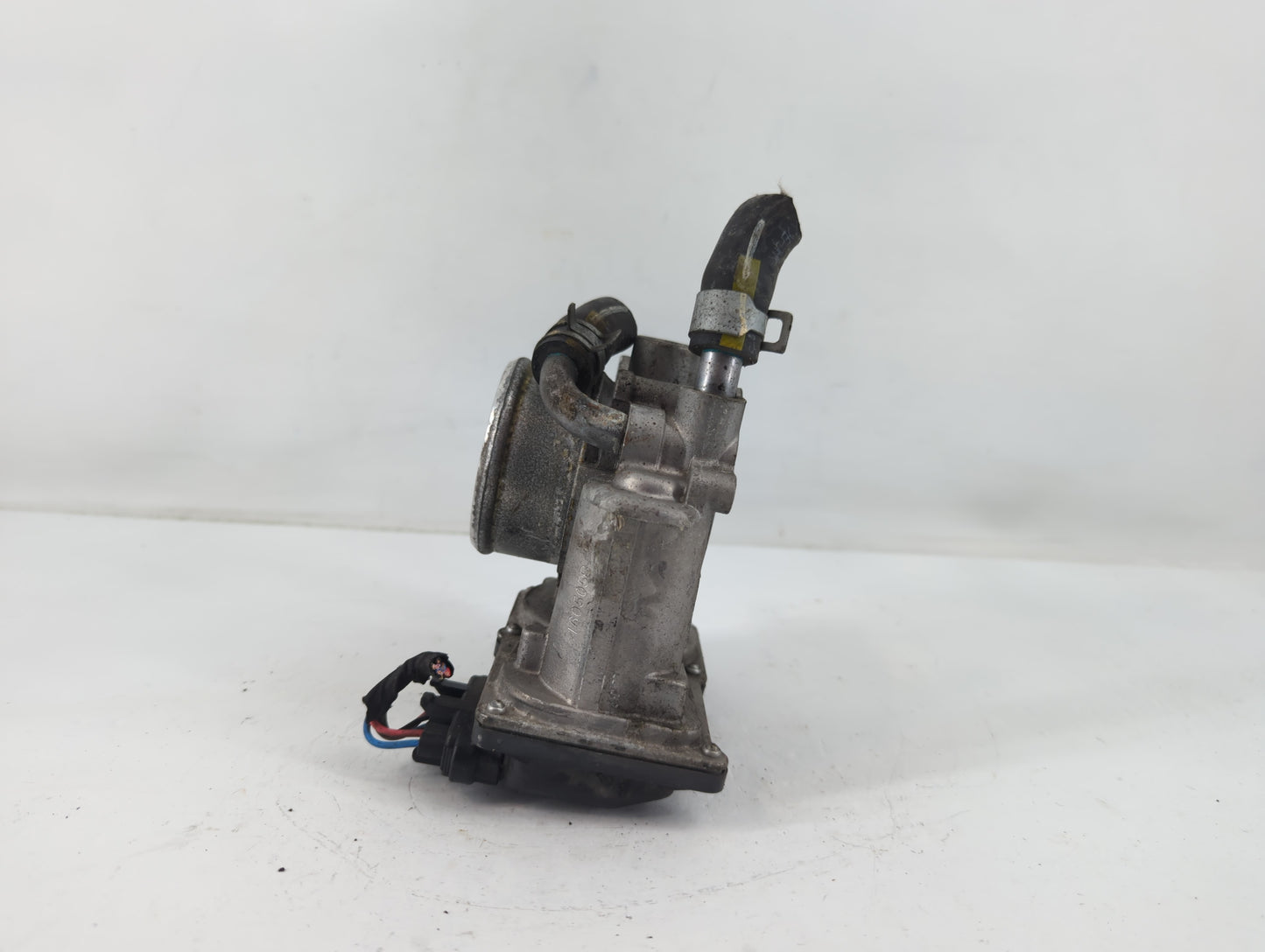 2016-2018 Hyundai Tucson Throttle Body P/N:35100-2B340 Fits Fits 2015 2016 2017 2018 2019 2020 2021 2022 OEM Used Auto Parts