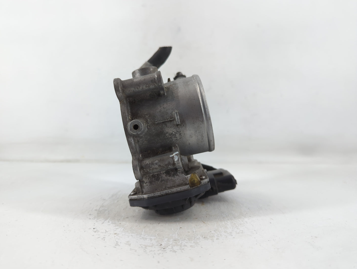 2014-2021 Hyundai Tucson Throttle Body P/N:35100-2E000 Fits Fits 2011 2012 2013 2014 2015 2016 2017 2018 2019 2020 2021 OEM 