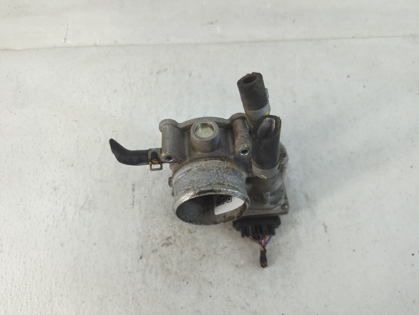 2016-2018 Hyundai Tucson Throttle Body P/N:35100-2B340 Fits Fits 2015 2016 2017 2018 2019 2020 2021 2022 OEM Used Auto Parts