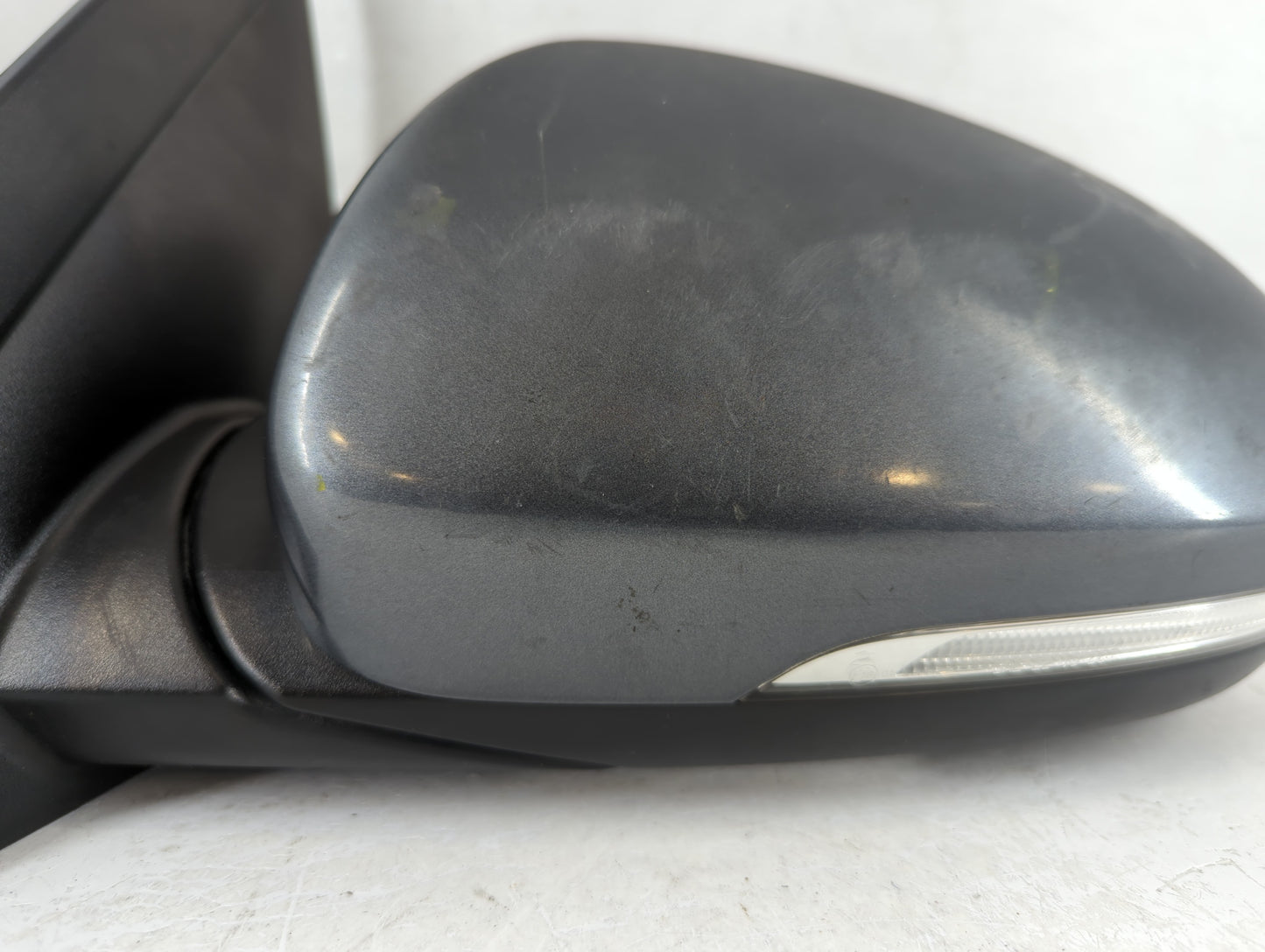 2016-2018 Hyundai Tucson Driver Side View Mirror - Left Door Mirror OEM Used - Oemusedautoparts1.com
