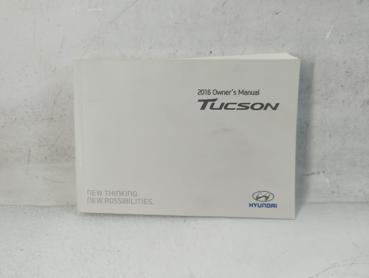 2016 Hyundai Tucson Owners Manual Book Guide P/N:GD30-EU64M OEM Used Auto Parts - Oemusedautoparts1.com