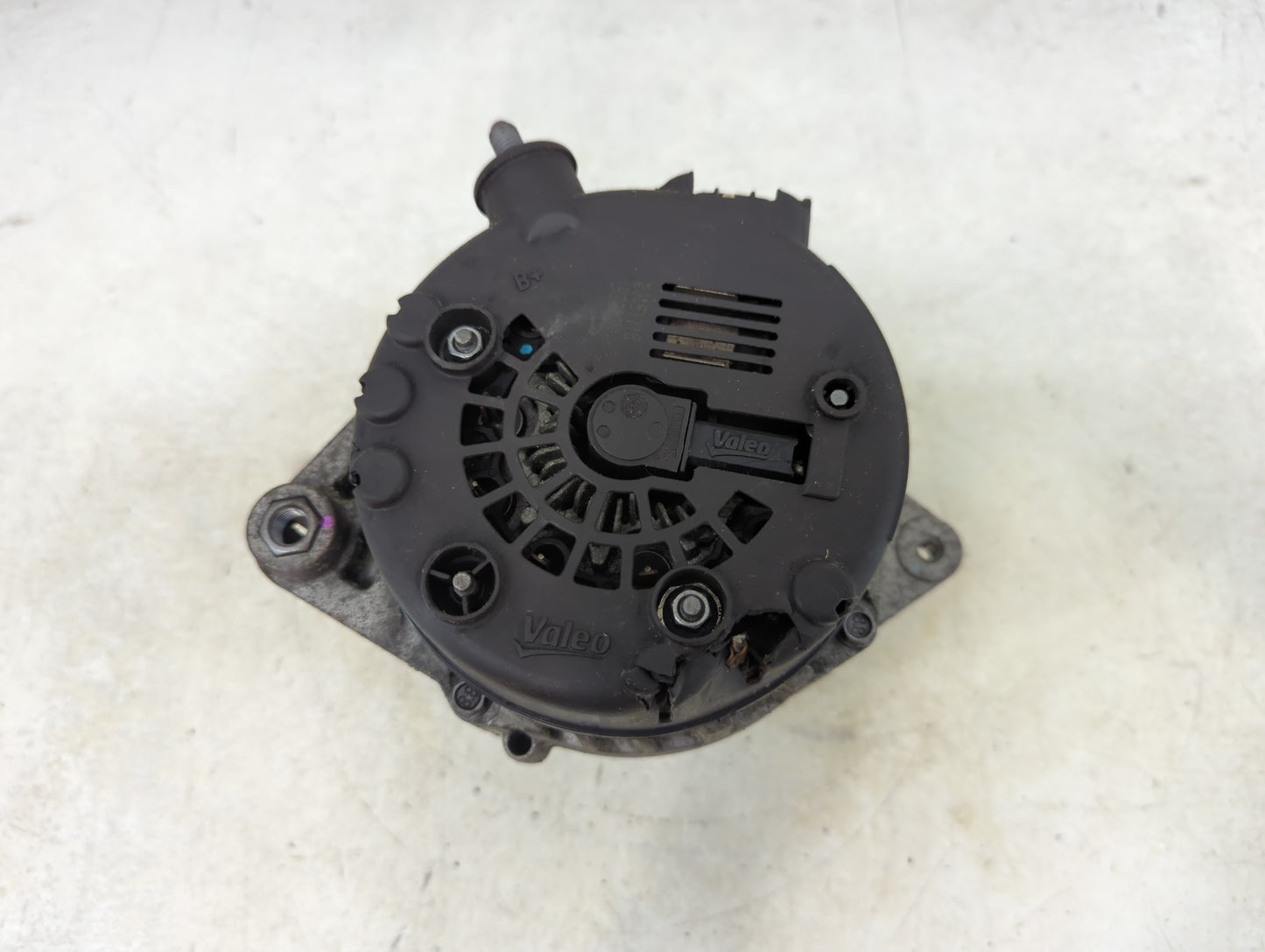 2016-2018 Hyundai Tucson Alternator Replacement Generator Charging Assembly Engine OEM P/N:37300-2B960 2622503 Fits OEM Used