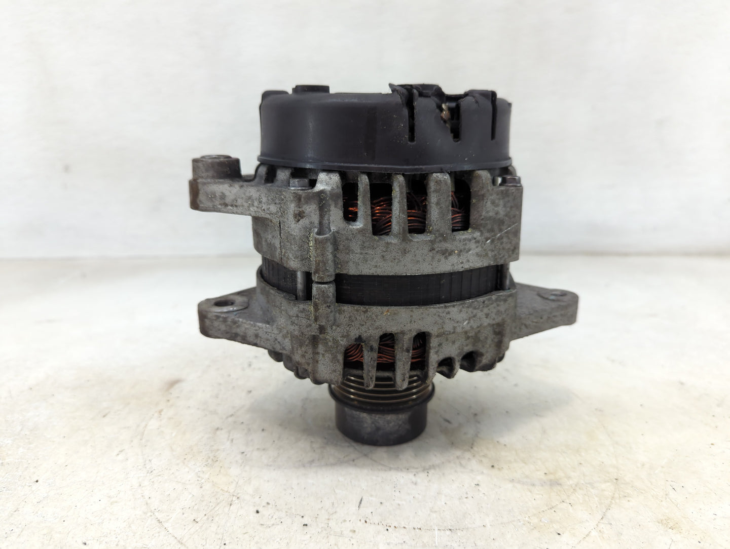 2016-2018 Hyundai Tucson Alternator Replacement Generator Charging Assembly Engine OEM P/N:37300-2B960 2622503 Fits OEM Used