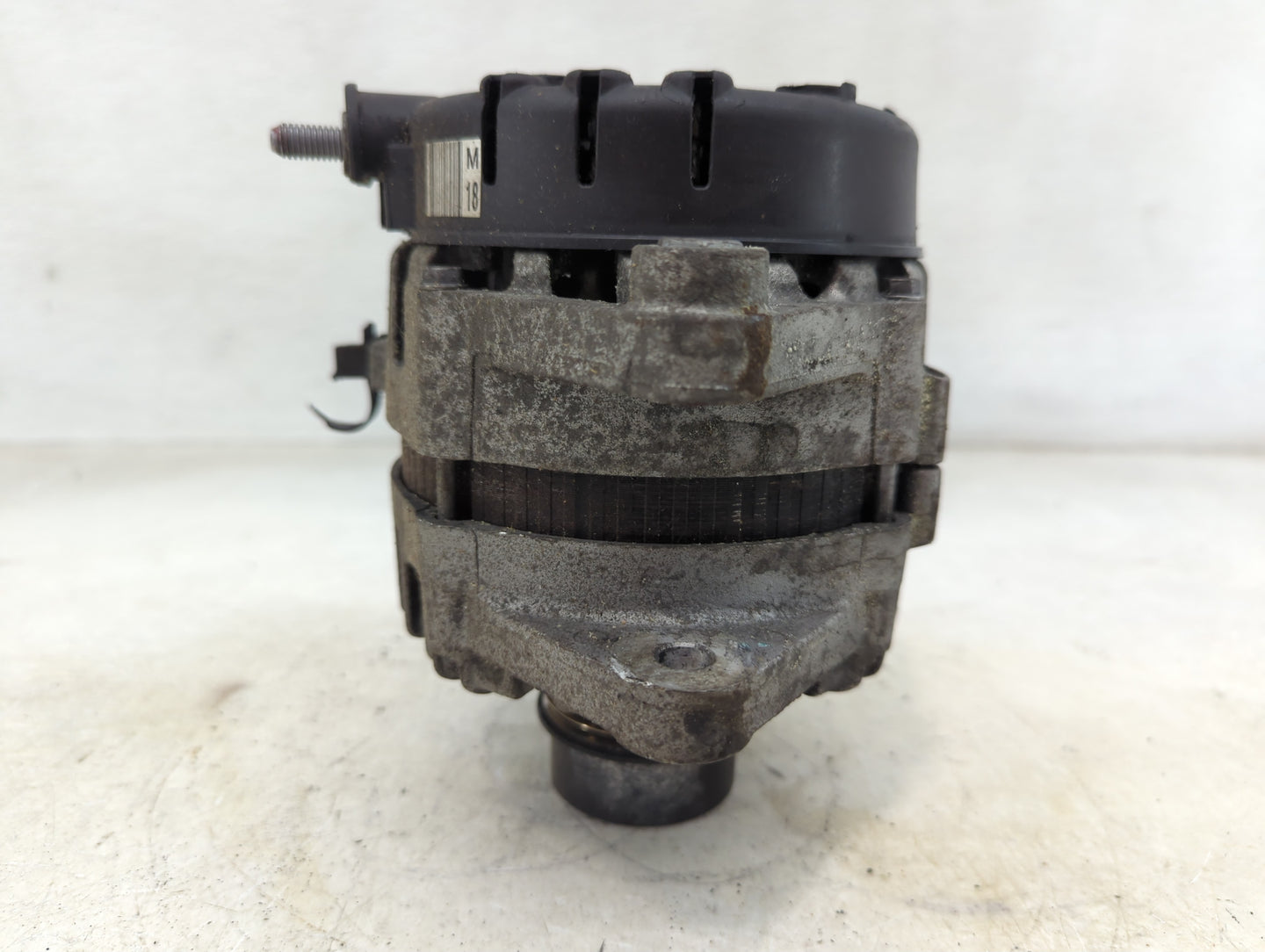 2016-2018 Hyundai Tucson Alternator Replacement Generator Charging Assembly Engine OEM P/N:37300-2B960 2622503 Fits OEM Used