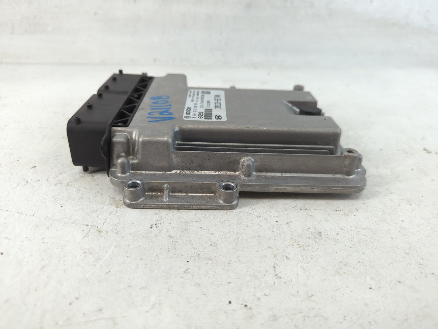 2016-2018 Hyundai Tucson PCM Engine Control Computer ECU ECM PCU OEM P/N:39133-2ETA0 Fits Fits 2016 2017 2018 OEM Used Auto 