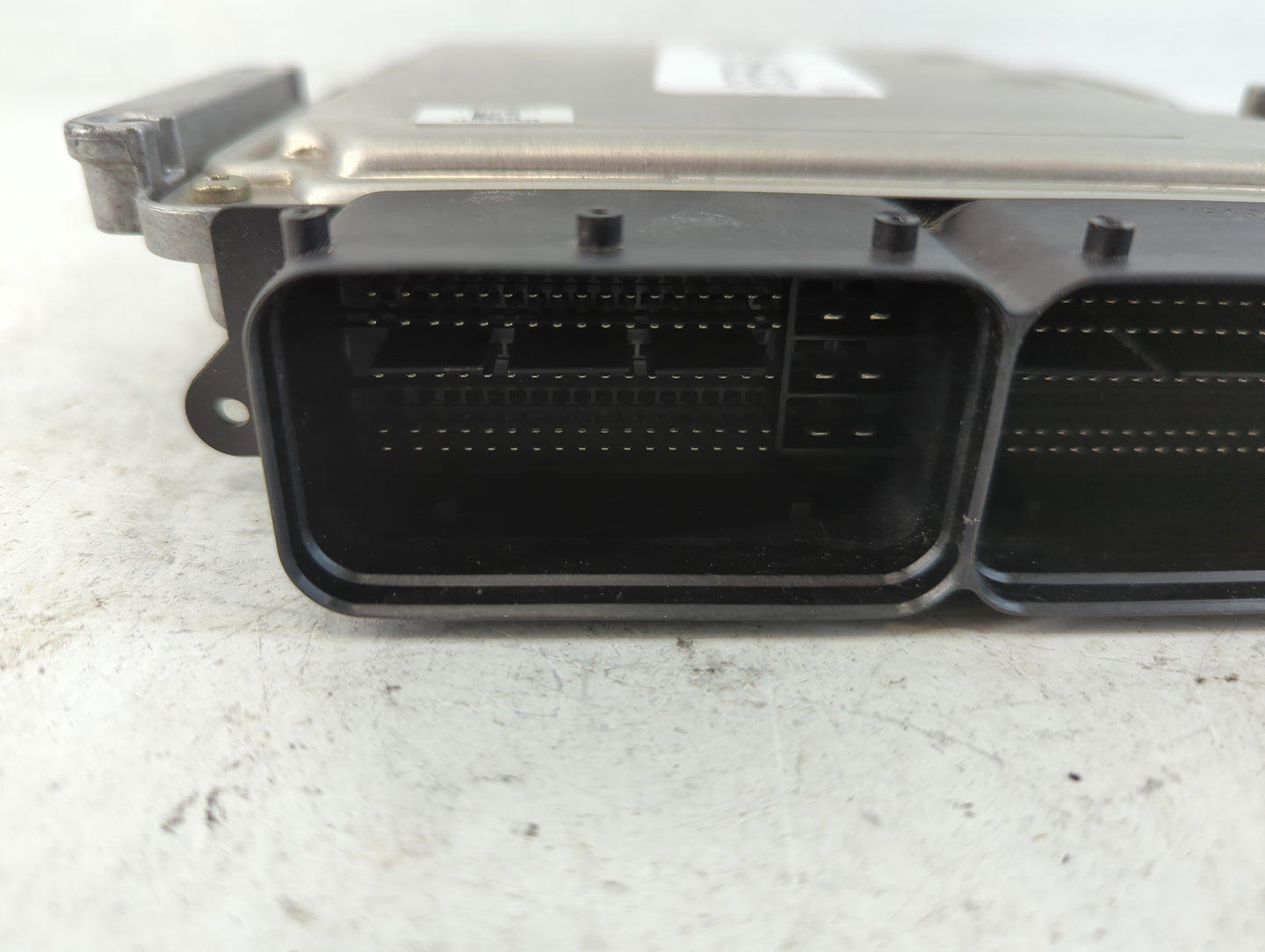 2016-2018 Hyundai Tucson PCM Engine Control Computer ECU ECM PCU OEM P/N:39133-2ETA0 Fits Fits 2016 2017 2018 OEM Used Auto 