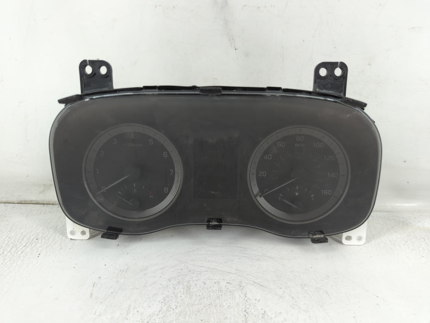 2016-2017 Hyundai Tucson Instrument Cluster Speedometer Gauges P/N:94001-D3180 Fits Fits 2016 2017 OEM Used Auto Parts - Oem