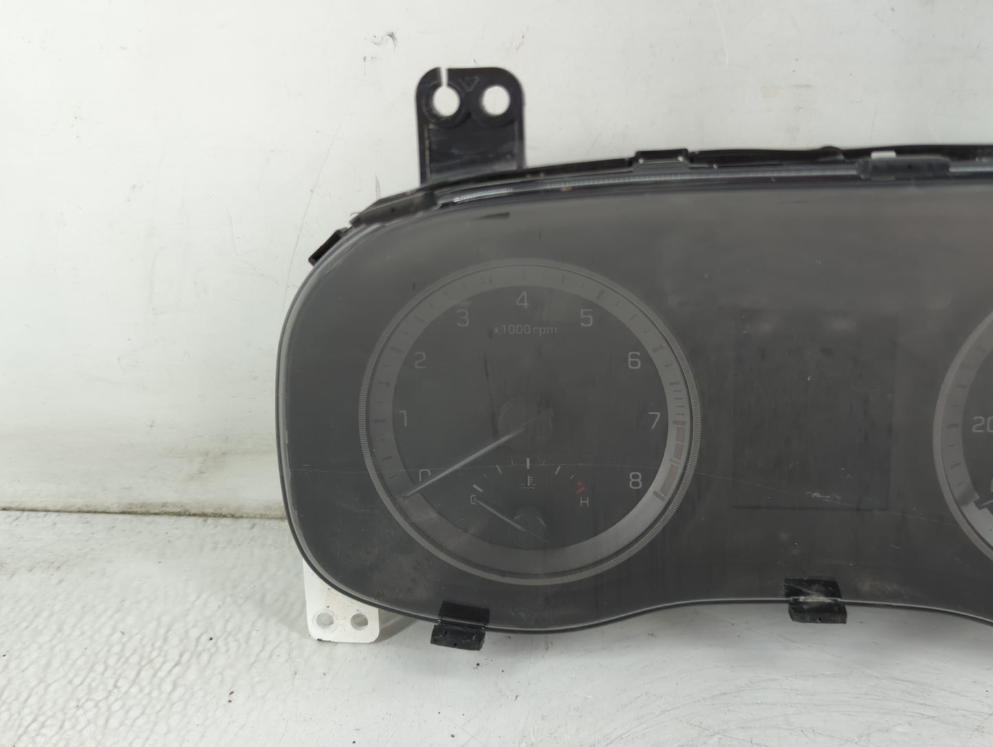 2016-2017 Hyundai Tucson Instrument Cluster Speedometer Gauges P/N:94001-D3180 Fits Fits 2016 2017 OEM Used Auto Parts - Oem