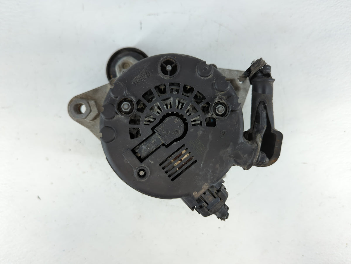 2016-2021 Hyundai Tucson Alternator Replacement Generator Charging Assembly Engine OEM P/N:2624670 37300-2E820 Fits OEM Used
