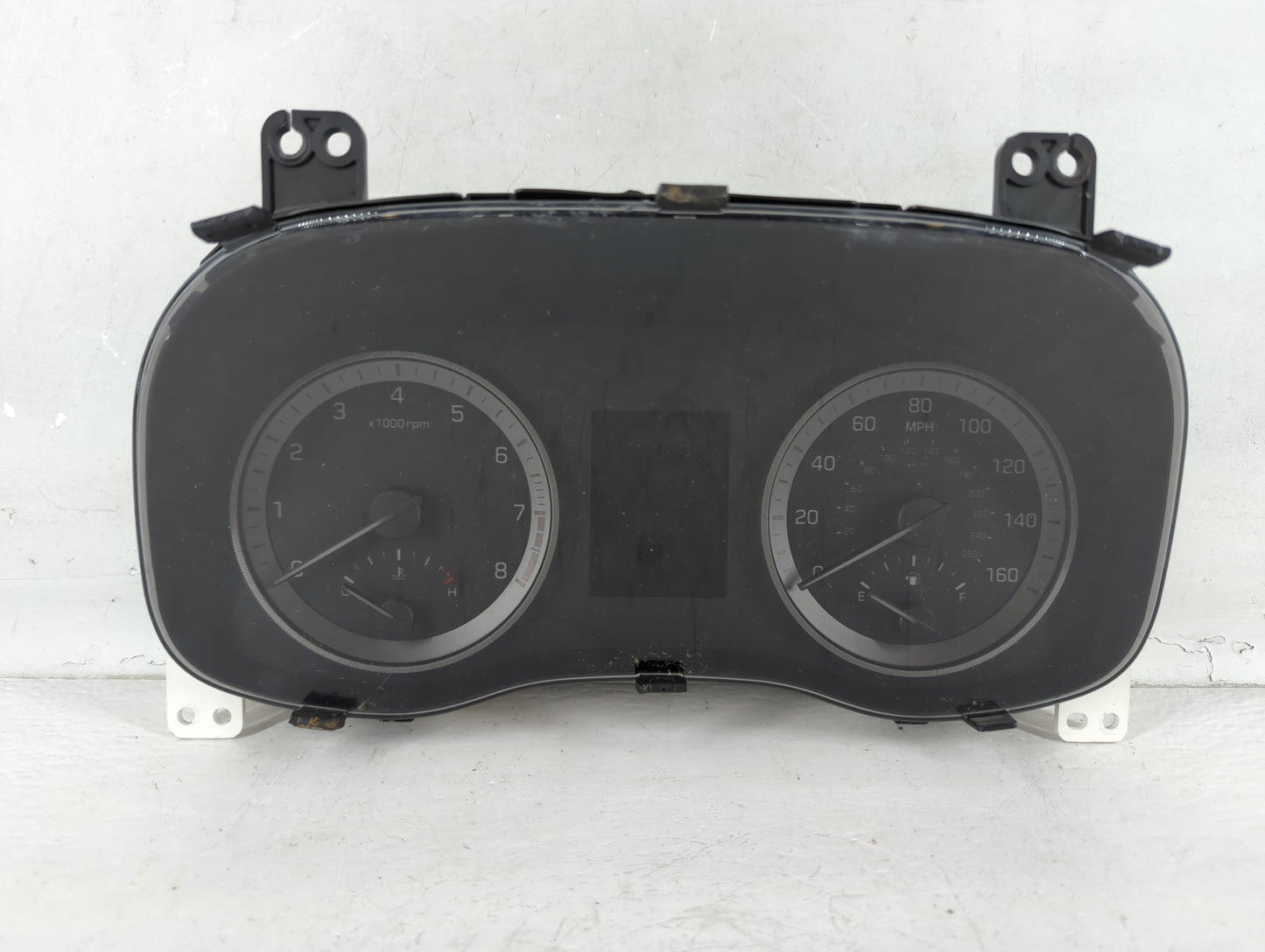 2016-2017 Hyundai Tucson Instrument Cluster Speedometer Gauges P/N:94001-D3180 Fits Fits 2016 2017 OEM Used Auto Parts - Oem