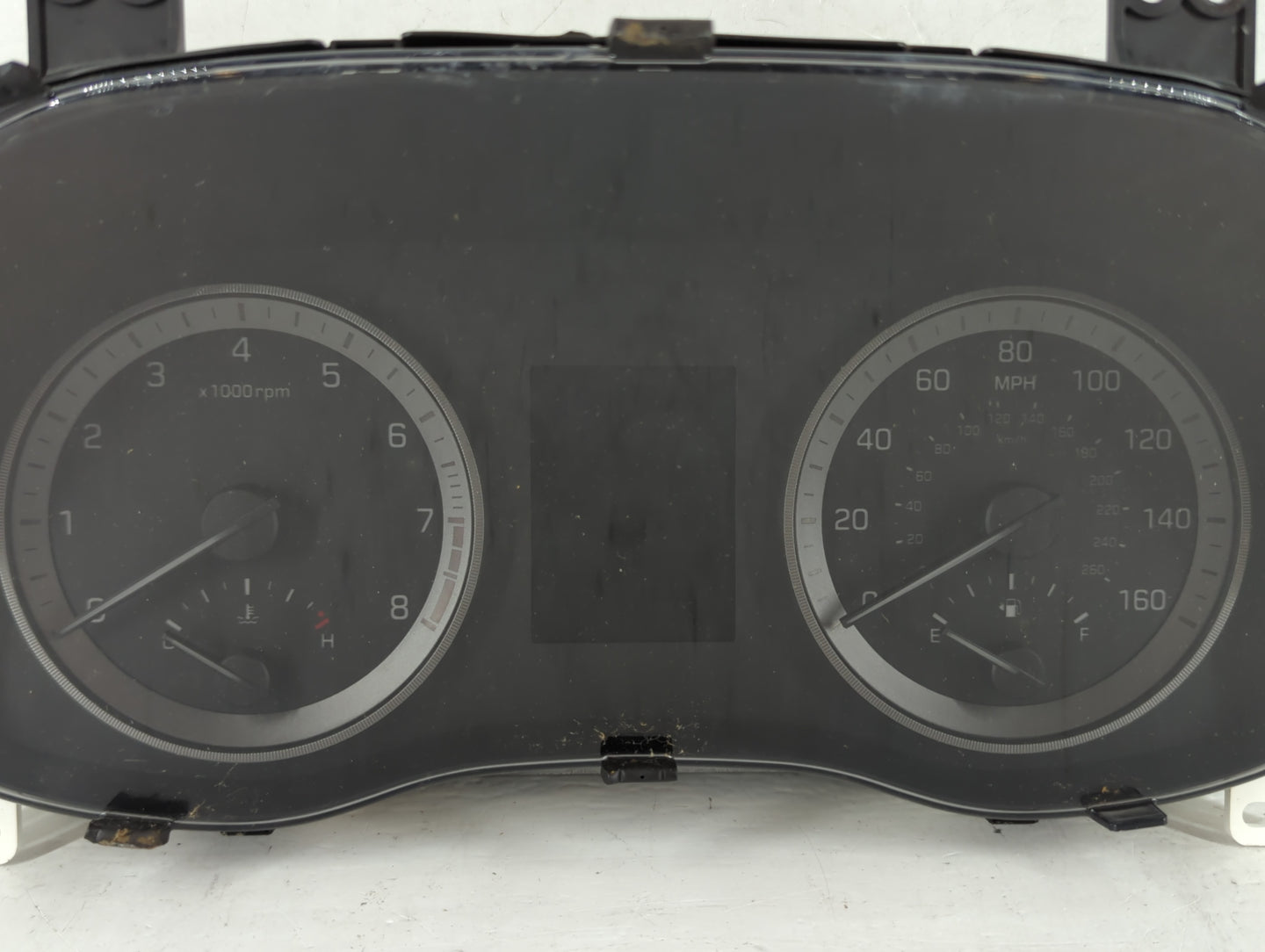 2016-2017 Hyundai Tucson Instrument Cluster Speedometer Gauges P/N:94001-D3180 Fits Fits 2016 2017 OEM Used Auto Parts - Oem
