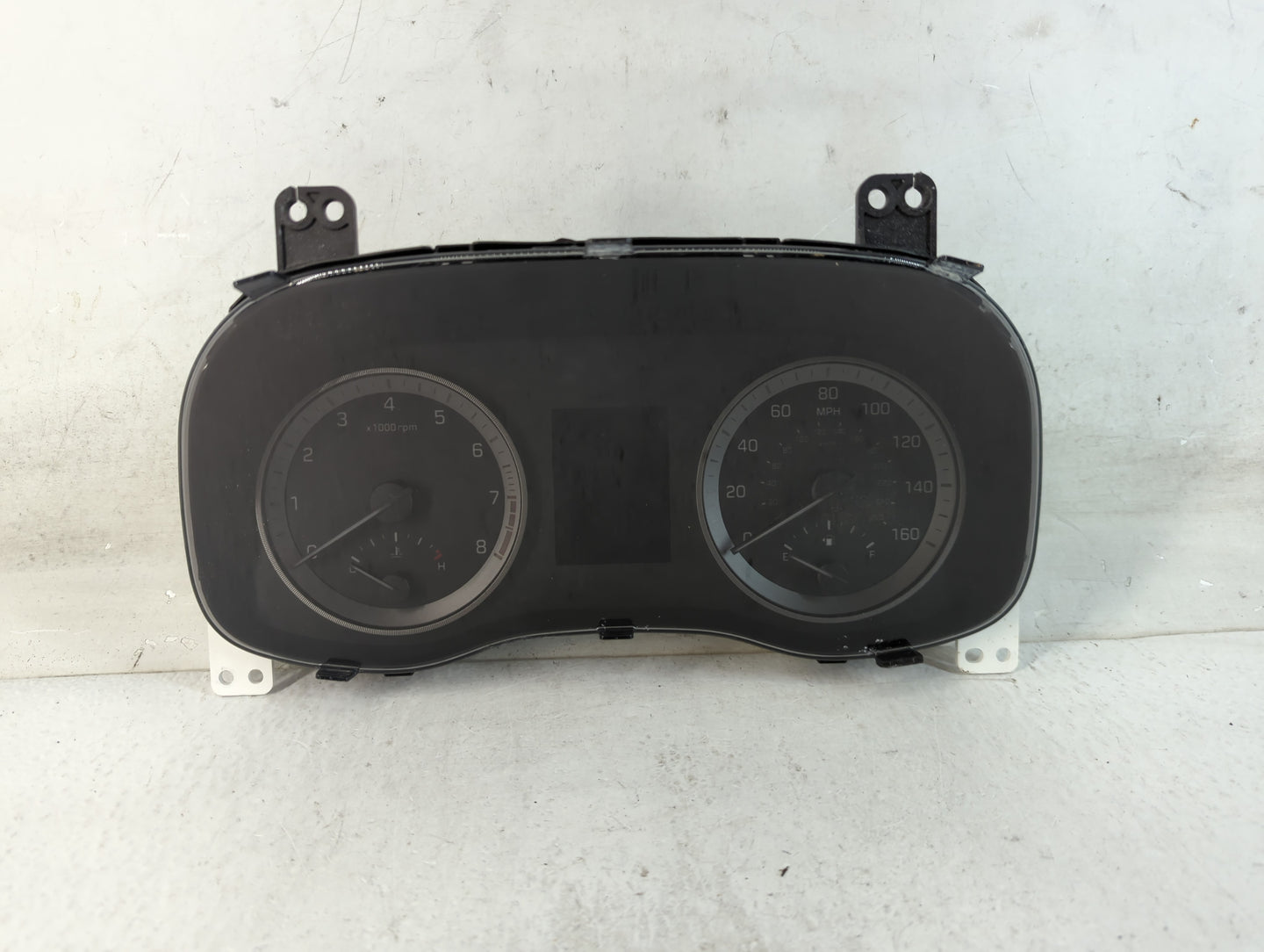 2016-2017 Hyundai Tucson Instrument Cluster Speedometer Gauges P/N:94001-D3180 Fits Fits 2016 2017 OEM Used Auto Parts - Oem