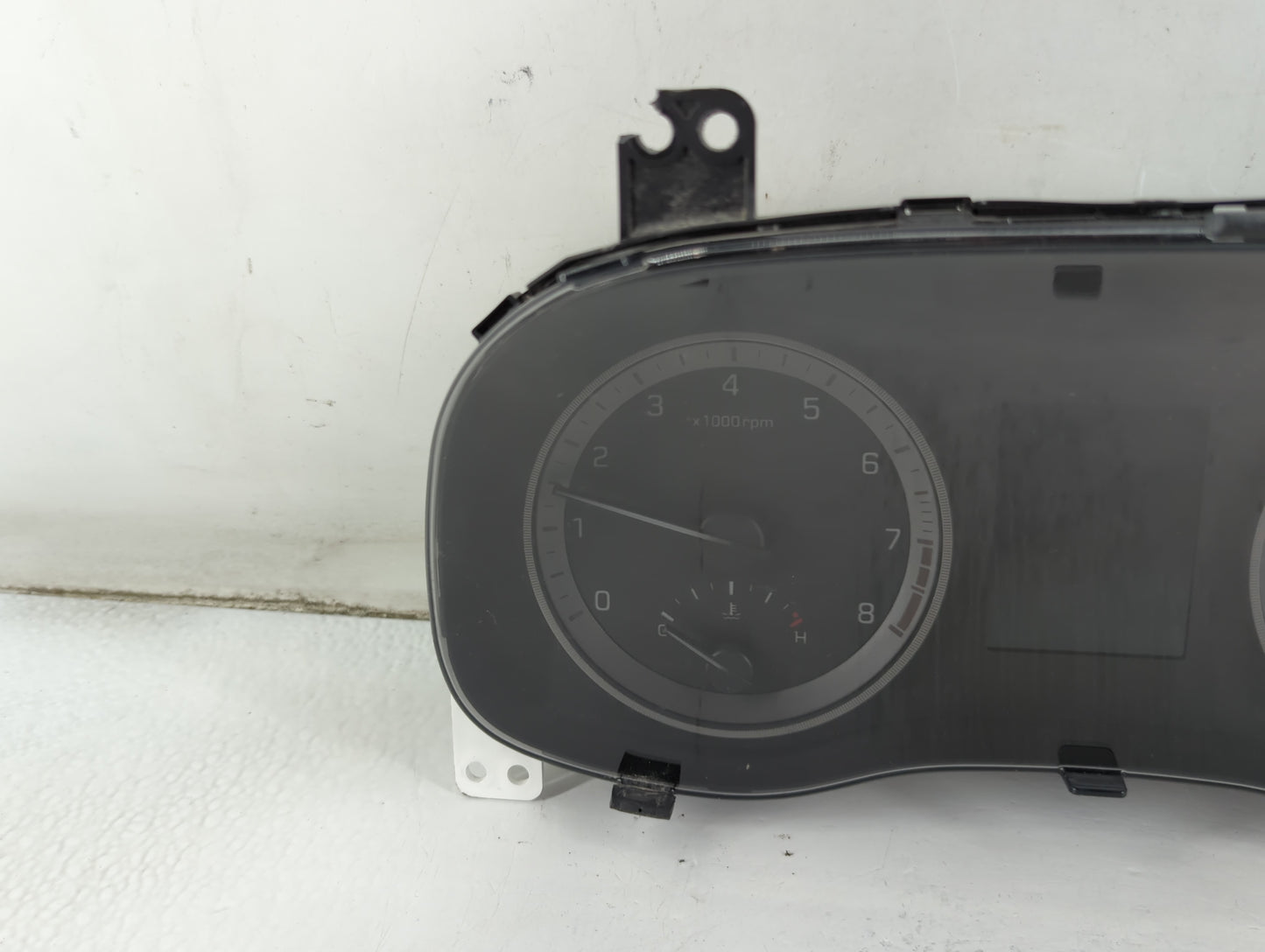 2016-2017 Hyundai Tucson Instrument Cluster Speedometer Gauges P/N:94001-D3171 Fits Fits 2016 2017 OEM Used Auto Parts - Oem
