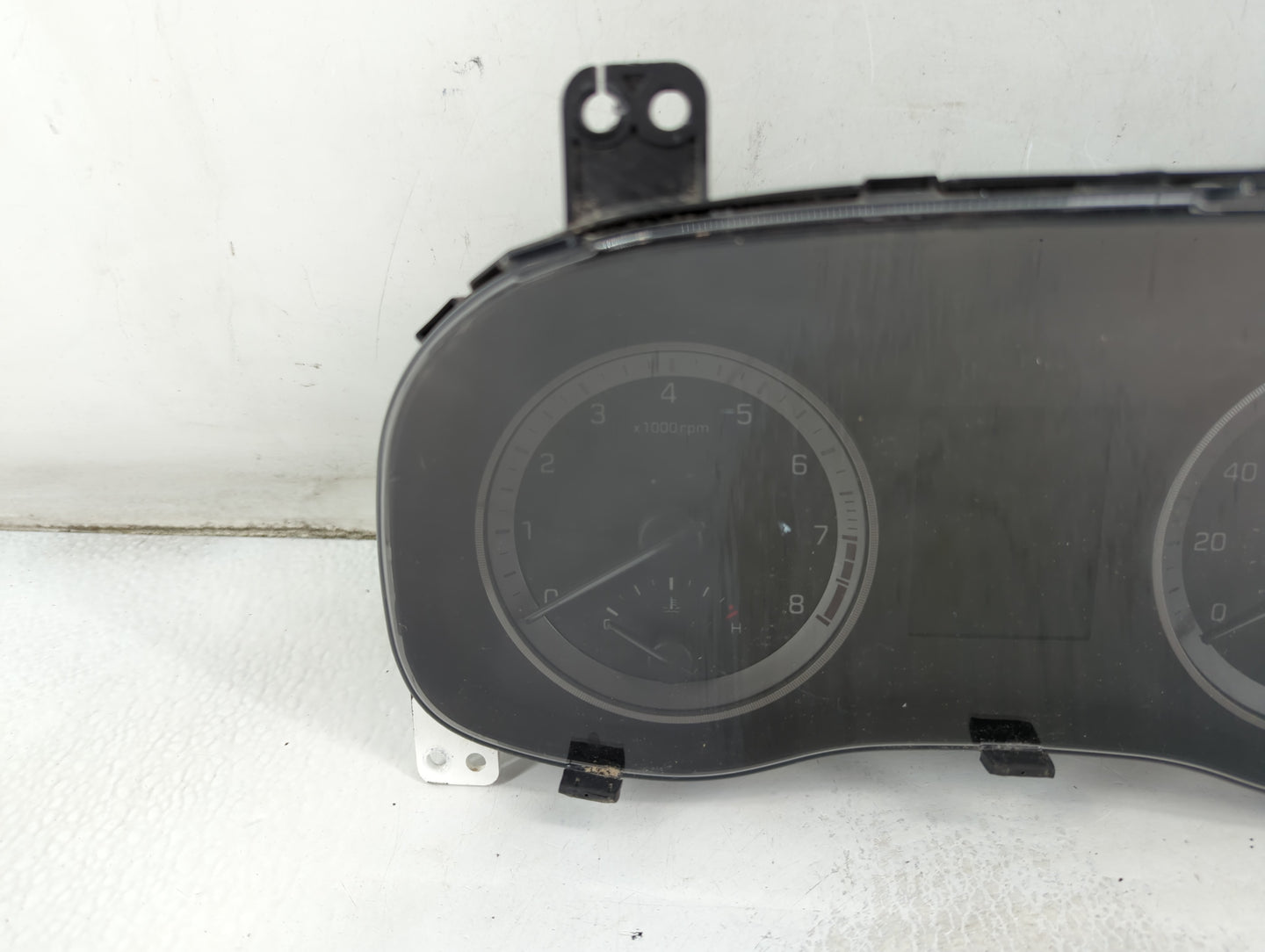 2016-2017 Hyundai Tucson Instrument Cluster Speedometer Gauges P/N:D180087 94001-D3170 Fits Fits 2016 2017 OEM Used Auto Par