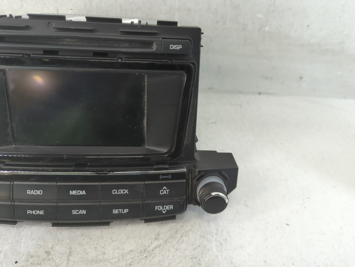 2016-2017 Hyundai Tucson Radio AM FM Cd Player Receiver Replacement P/N:96180-D31004X Fits Fits 2016 2017 OEM Used Auto Part