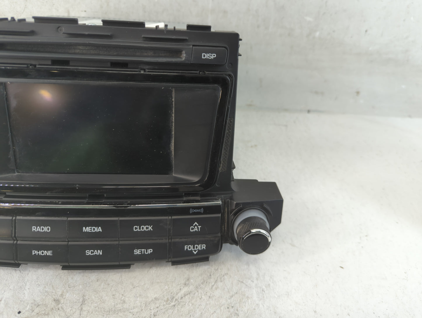 2016-2017 Hyundai Tucson Radio AM FM Cd Player Receiver Replacement P/N:96180-D31004X Fits Fits 2016 2017 OEM Used Auto Part