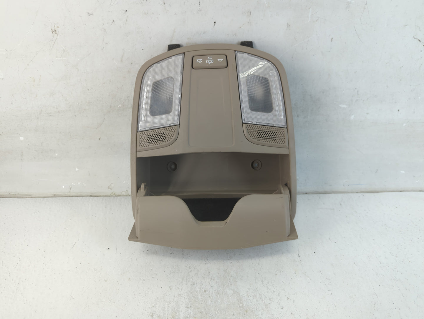 2016-2021 Hyundai Tucson Overhead Roof Console 916061 - Oemusedautoparts1.com
