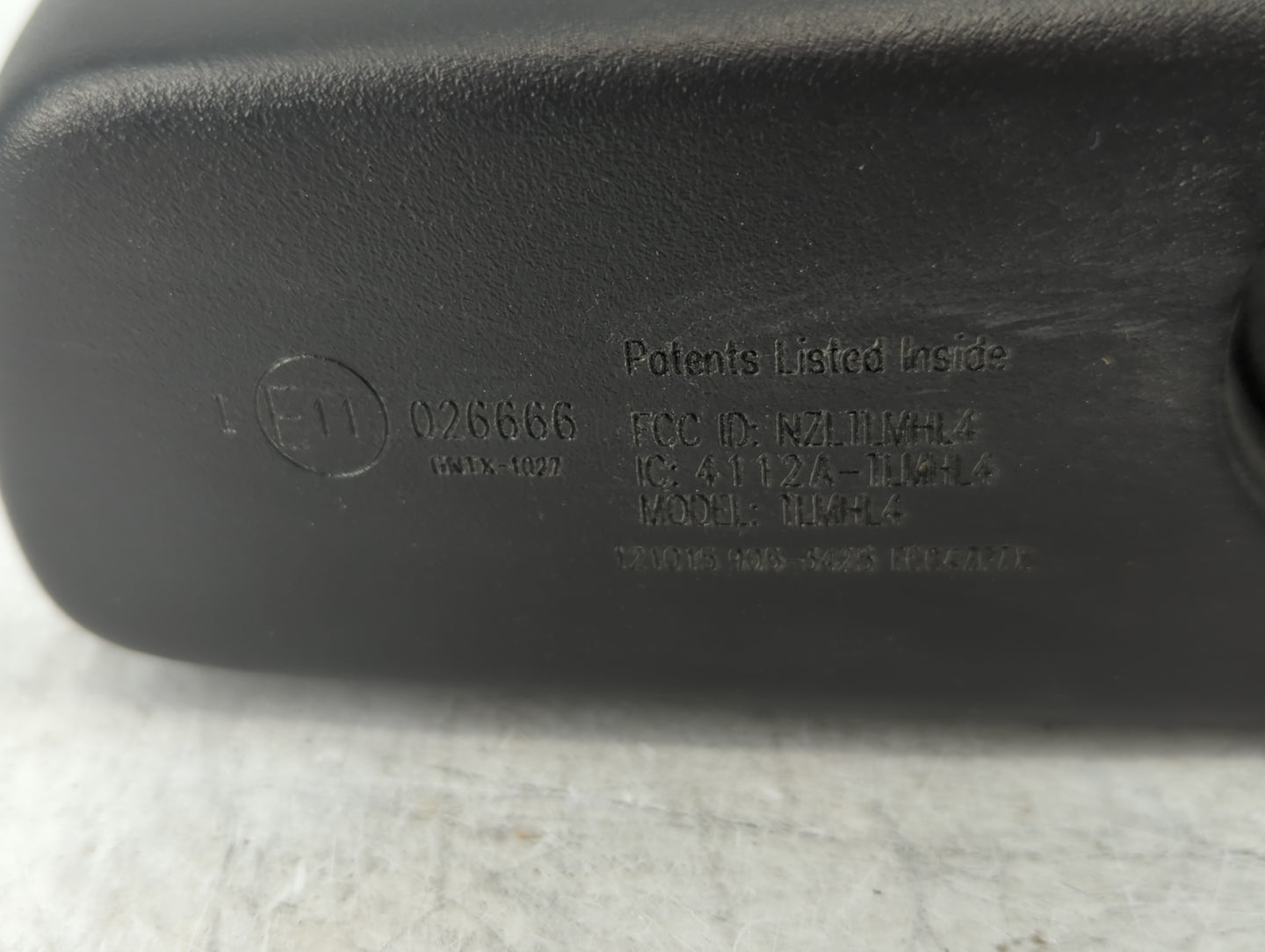2009-2022 Hyundai Tucson Interior Rear View Mirror Replacement OEM P/N:E11026666 Fits OEM Used Auto Parts - Oemusedautoparts