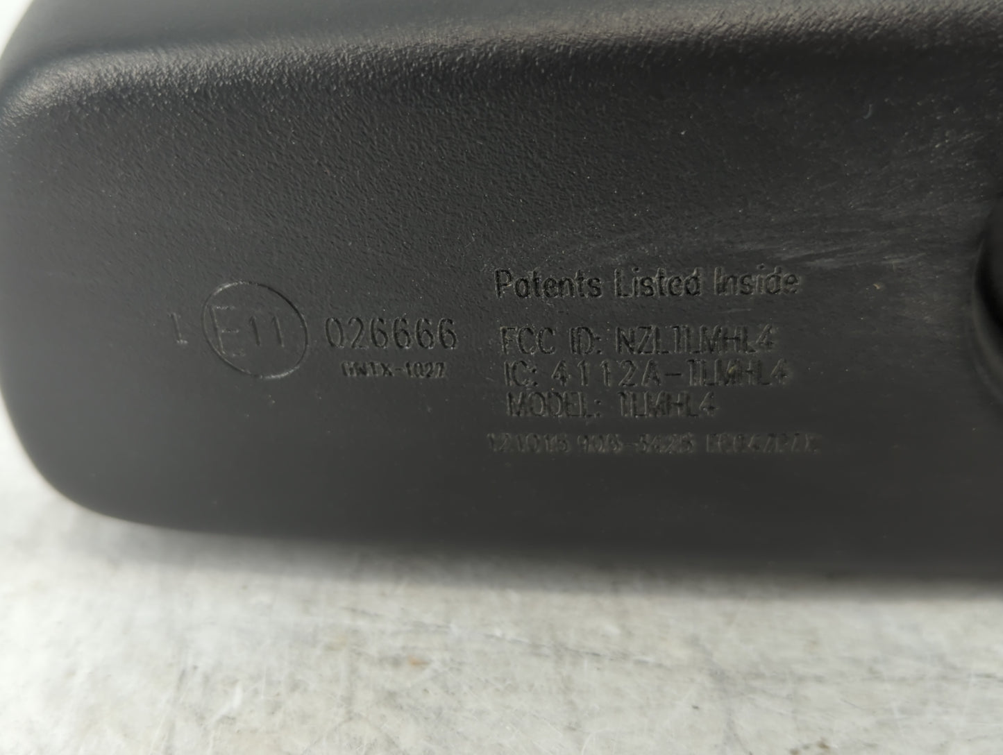 2009-2022 Hyundai Tucson Interior Rear View Mirror Replacement OEM P/N:E11026666 Fits OEM Used Auto Parts - Oemusedautoparts