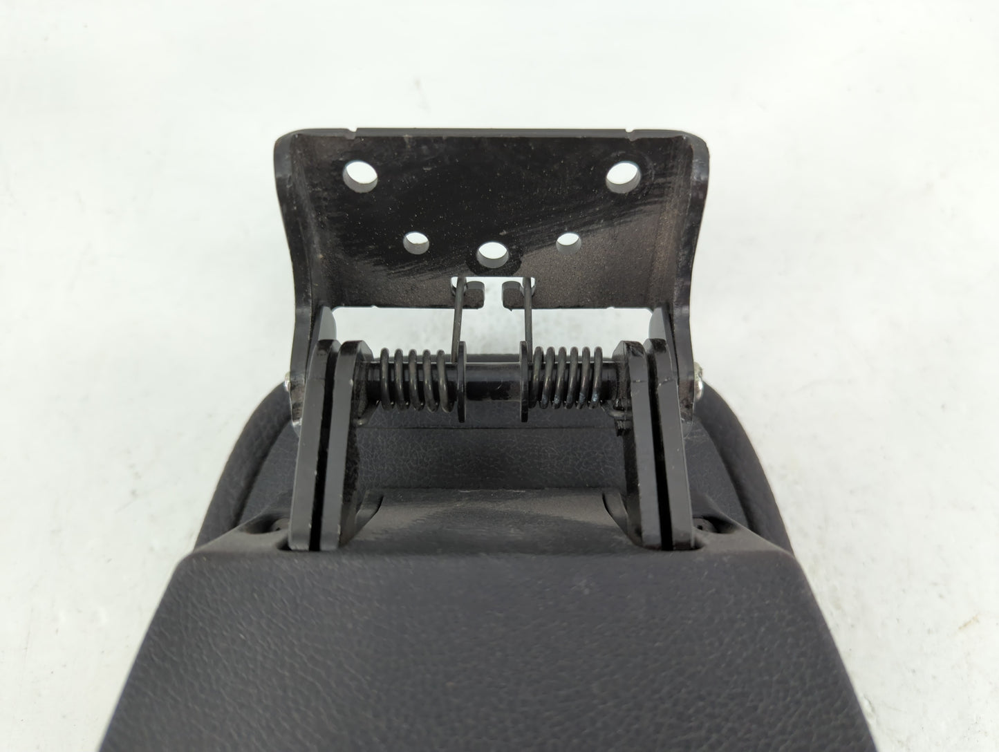 2013-2017 Hyundai Veloster Center Console Armrest Cover Lid P/N:150409 Fits Fits 2013 2014 2015 2016 2017 OEM Used Auto Part