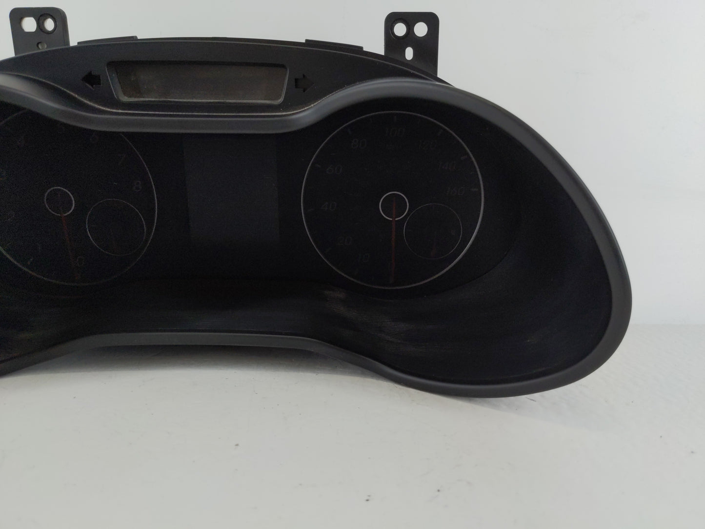 2016-2017 Hyundai Veloster Instrument Cluster Speedometer Gauges P/N:94021-2V240 Fits Fits 2016 2017 OEM Used Auto Parts - O