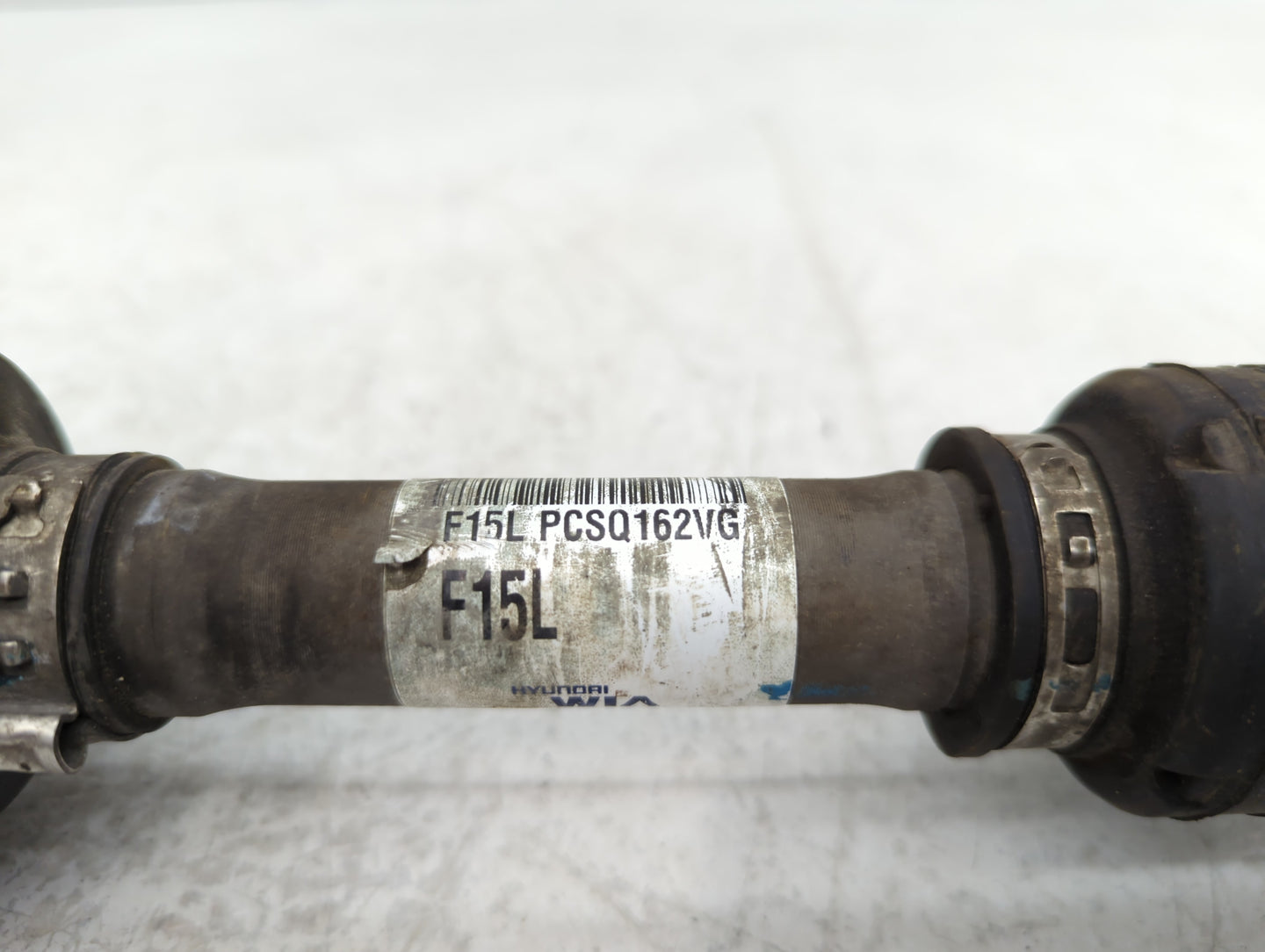 2016-2017 Hyundai Veloster Axle Shaft Front Driver Cv C/v - Oemusedautoparts1.com
