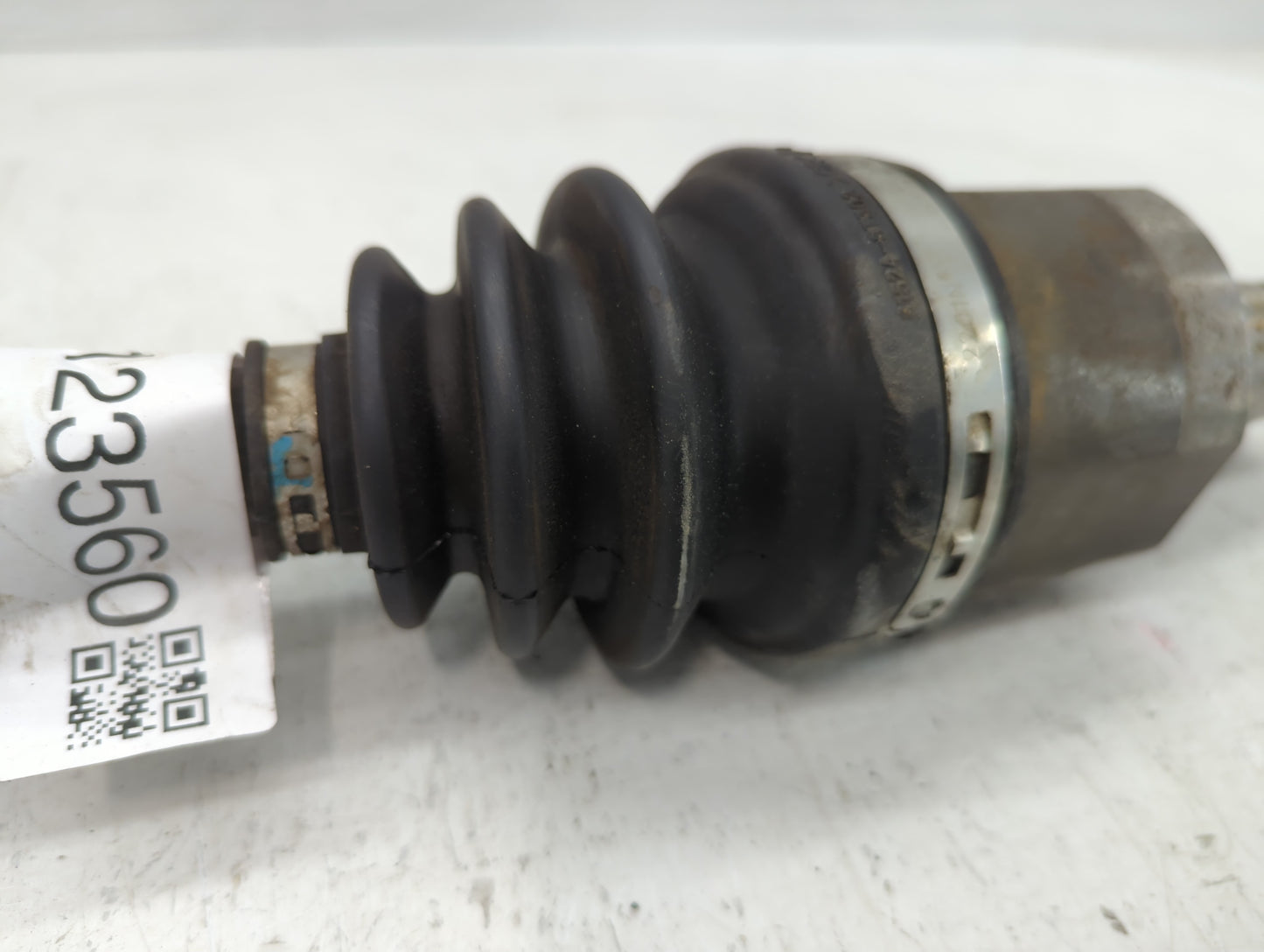 2016-2017 Hyundai Veloster Axle Shaft Front Driver Cv C/v - Oemusedautoparts1.com