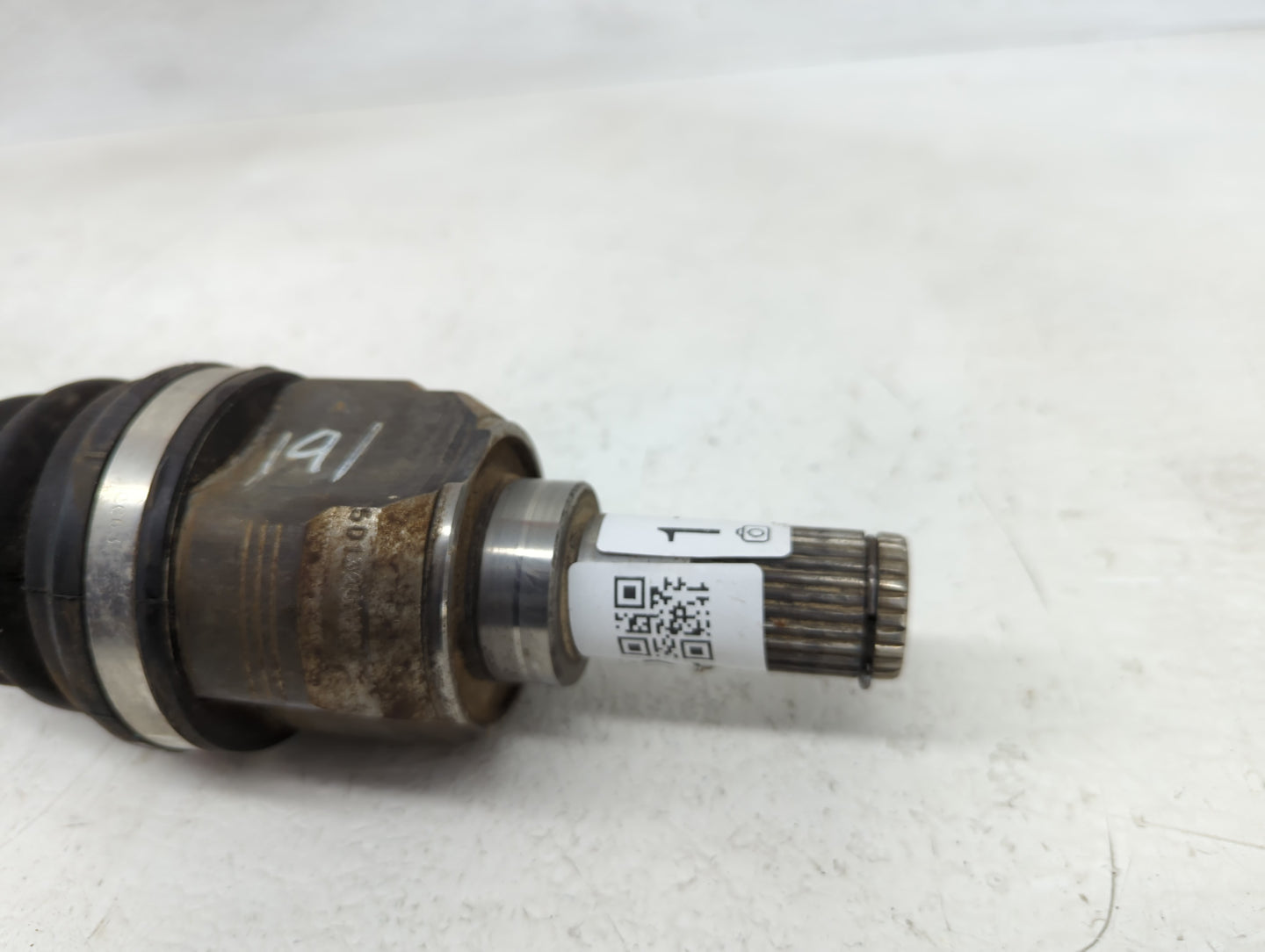 2012-2017 Hyundai Veloster Axle Shaft Front Driver Cv C/v - Oemusedautoparts1.com