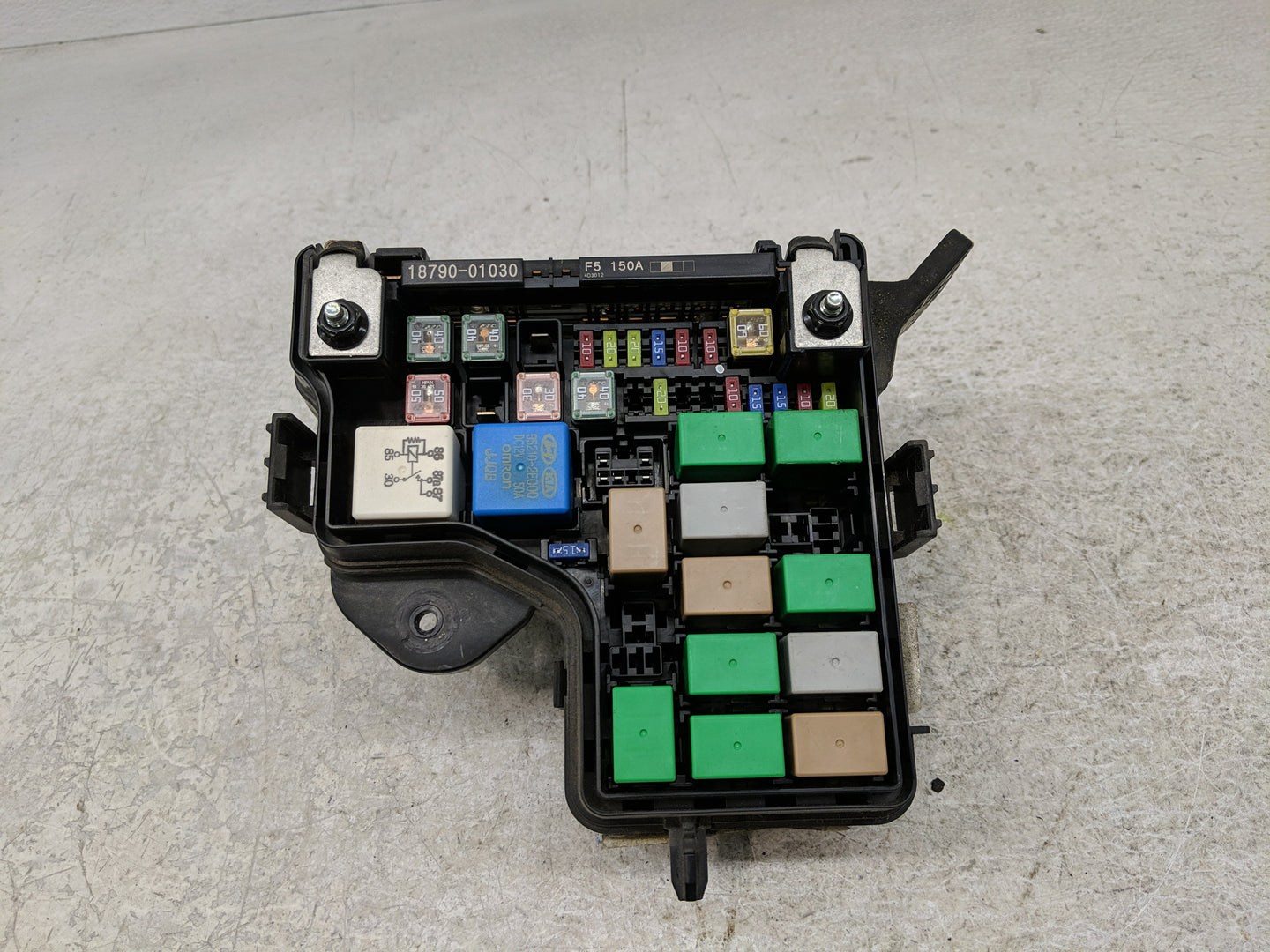2015-2017 Hyundai Veloster Fusebox Fuse Box Panel Relay Module P/N:91941-2V320 N91301-2V026-16 Fits Fits 2015 2016 2017 OEM 