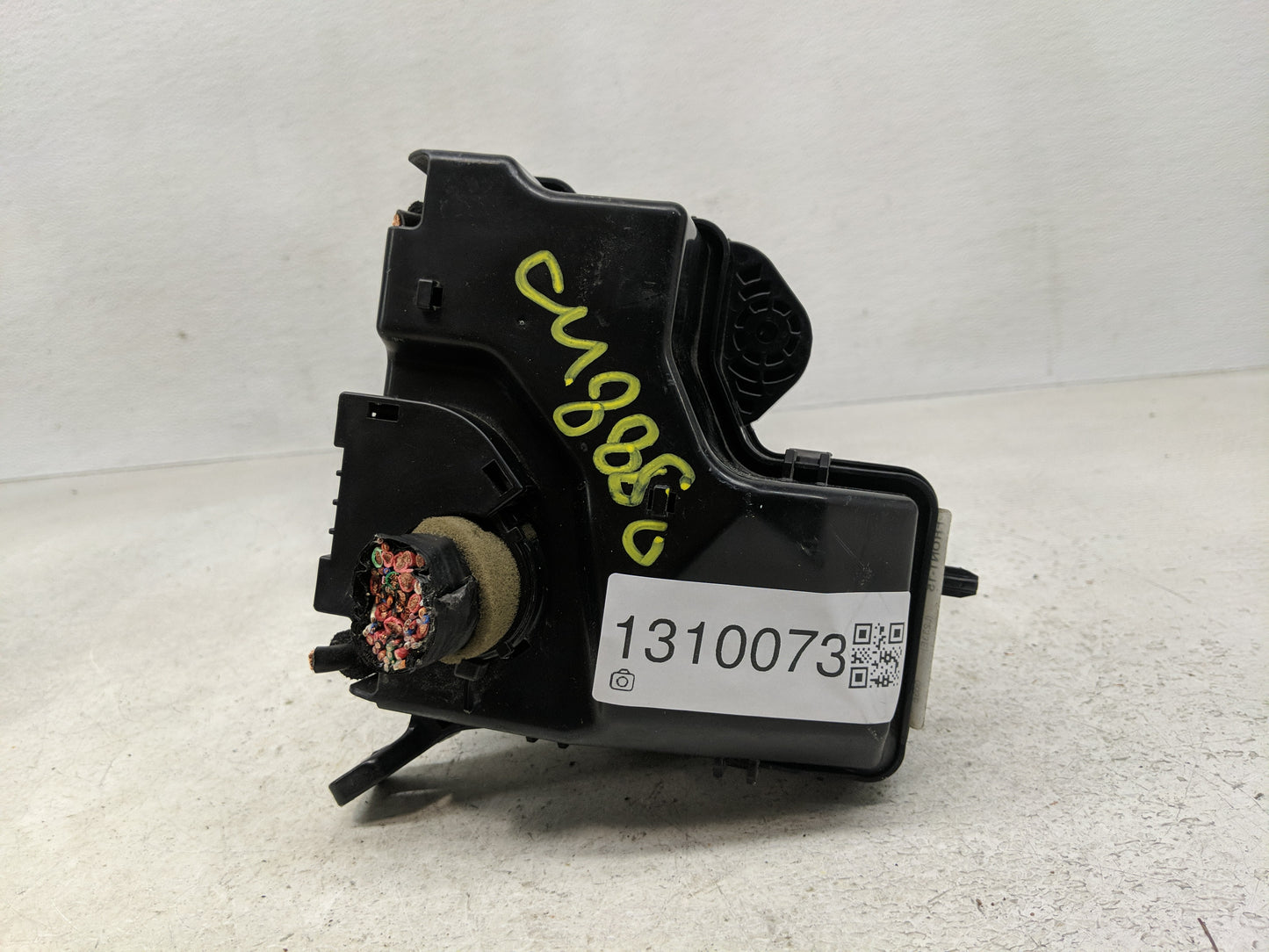 2015-2017 Hyundai Veloster Fusebox Fuse Box Panel Relay Module P/N:91941-2V420 91236 2V099 Fits Fits 2015 2016 2017 OEM Used
